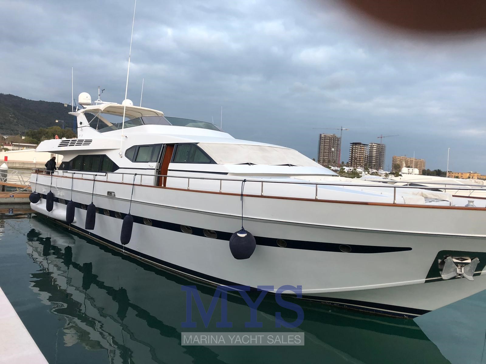 Castagnola Lady Sea - Interior View Castagnola Lady Sea - Interior View