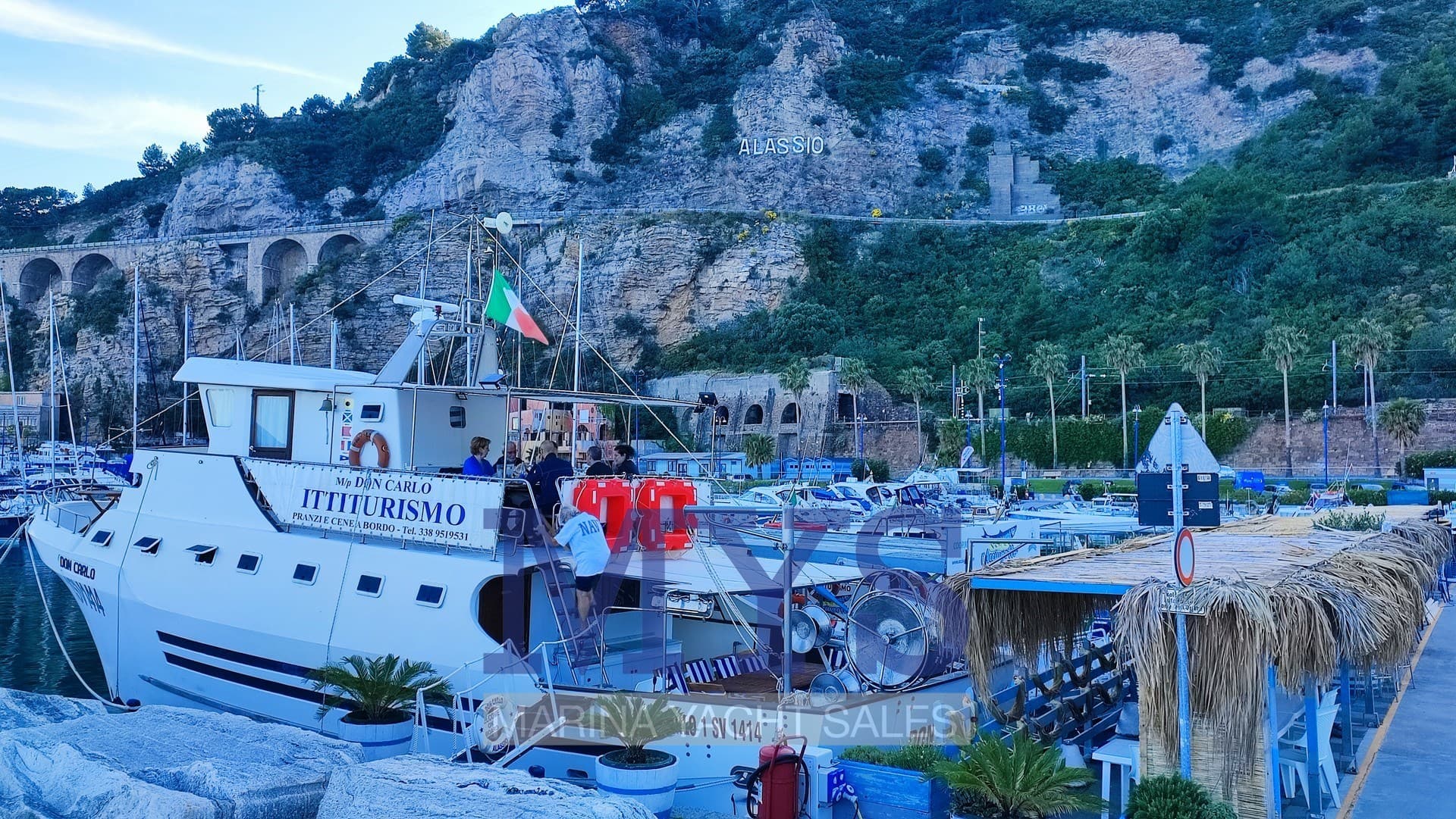 Martello "unico" Motopesca - Deck View Martello "unico" Motopesca - Deck View