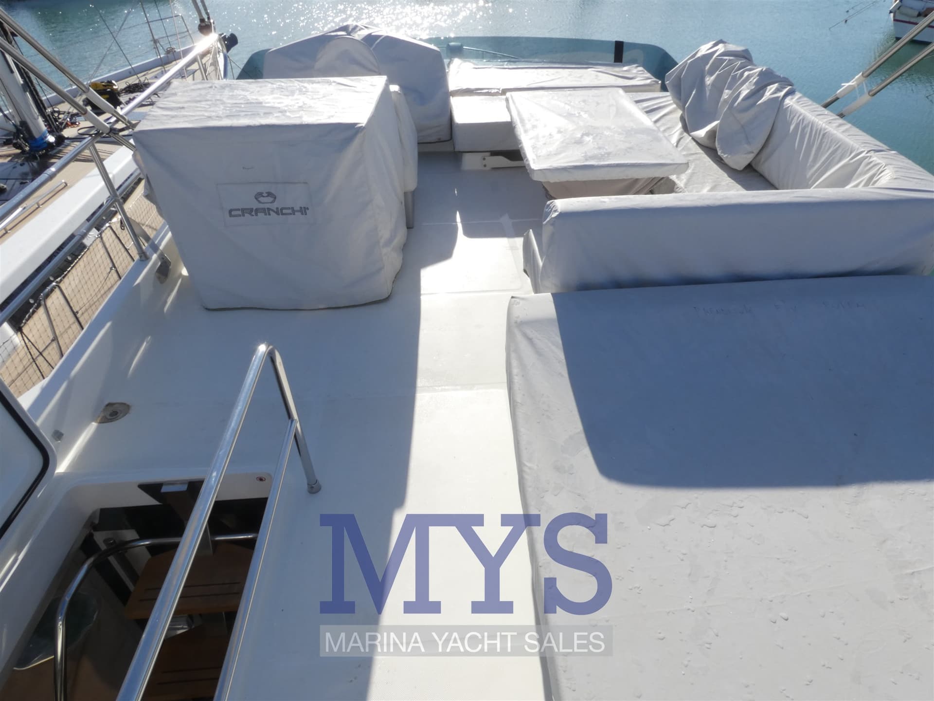 Cranchi T 43 - Detail View 1 Cranchi T 43 - Detail View 1