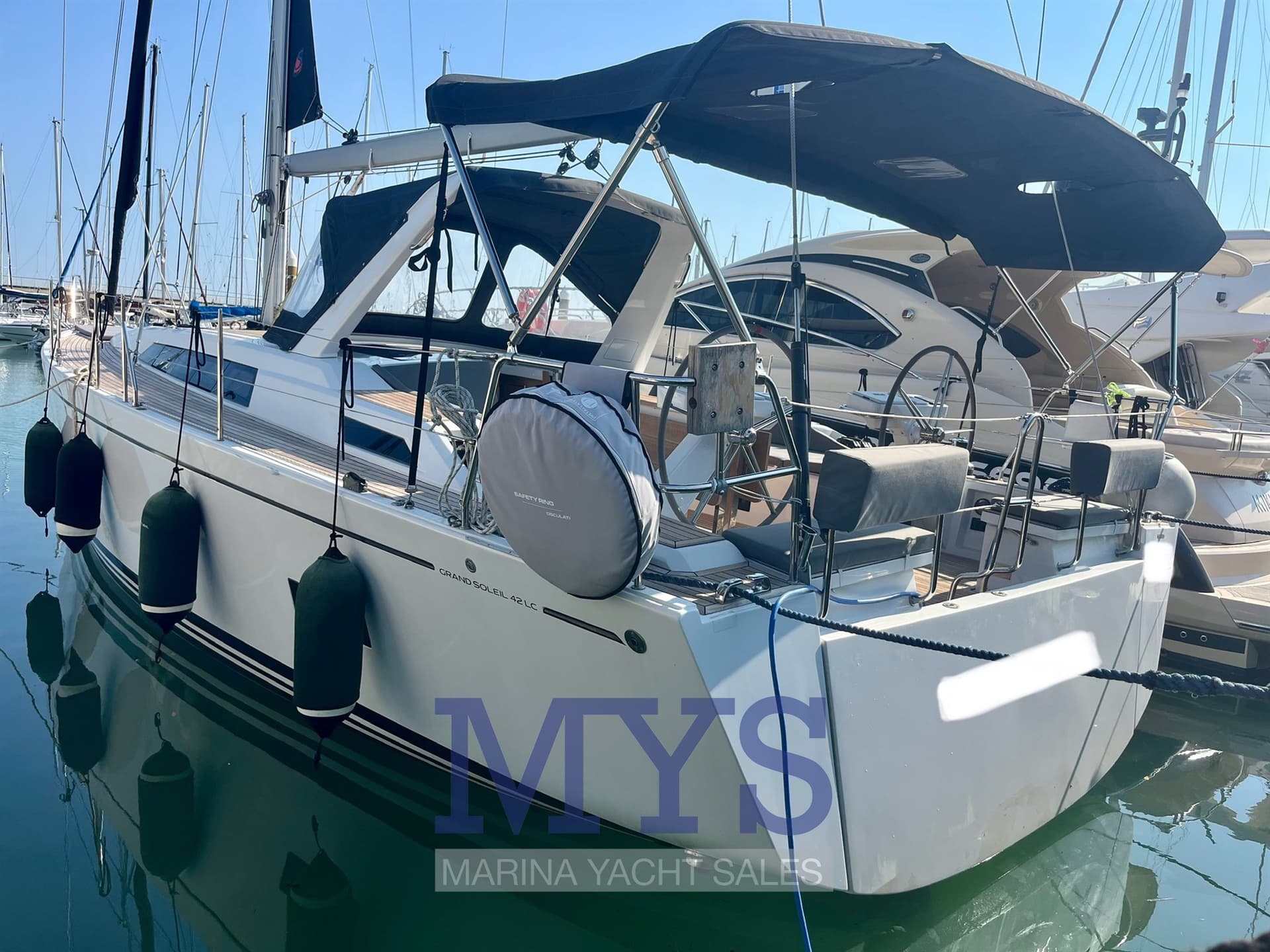 Cantiere del Pardo Grand Soleil 42 Lc - Interior View Cantiere del Pardo Grand Soleil 42 Lc - Interior View