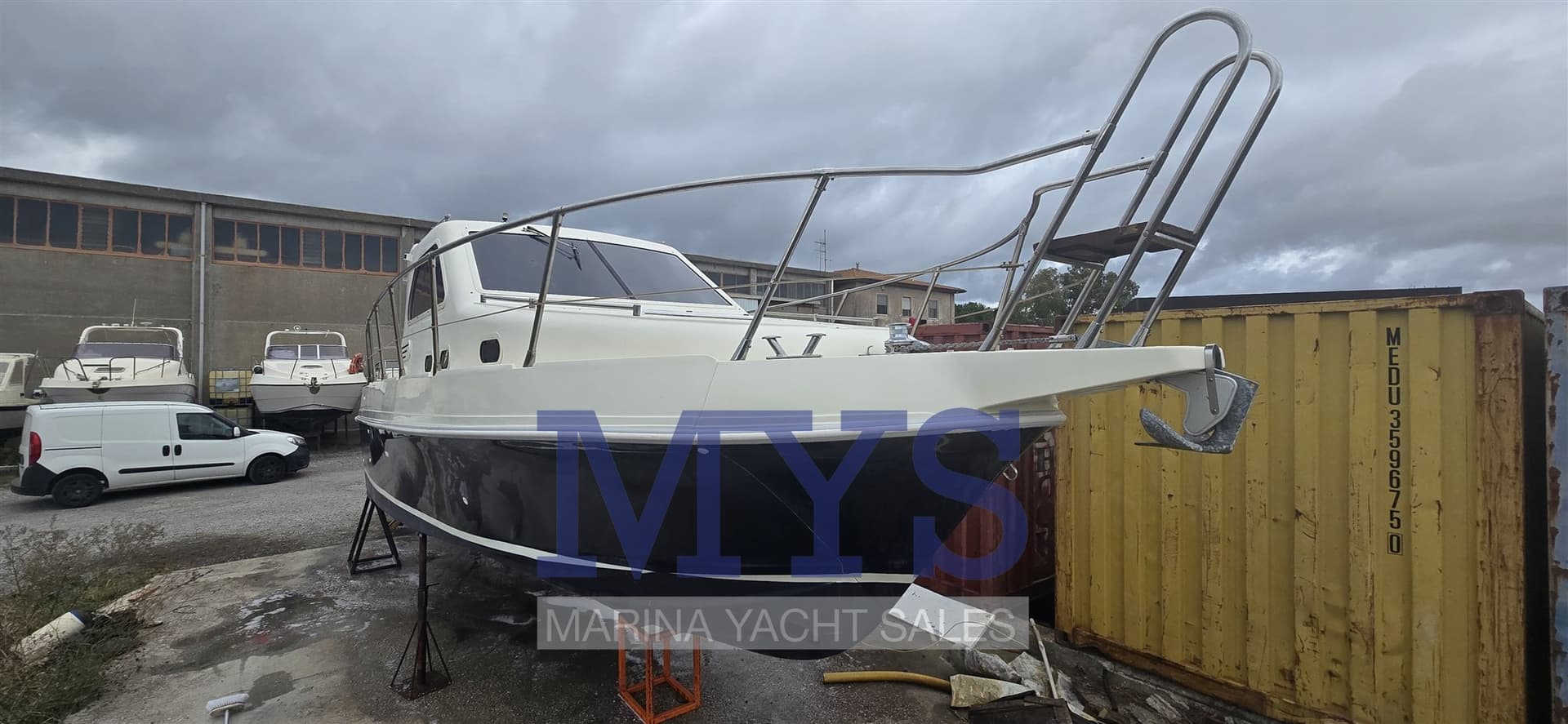 Nautica Po Sea World 31 Cabin - Deck View Nautica Po Sea World 31 Cabin - Deck View