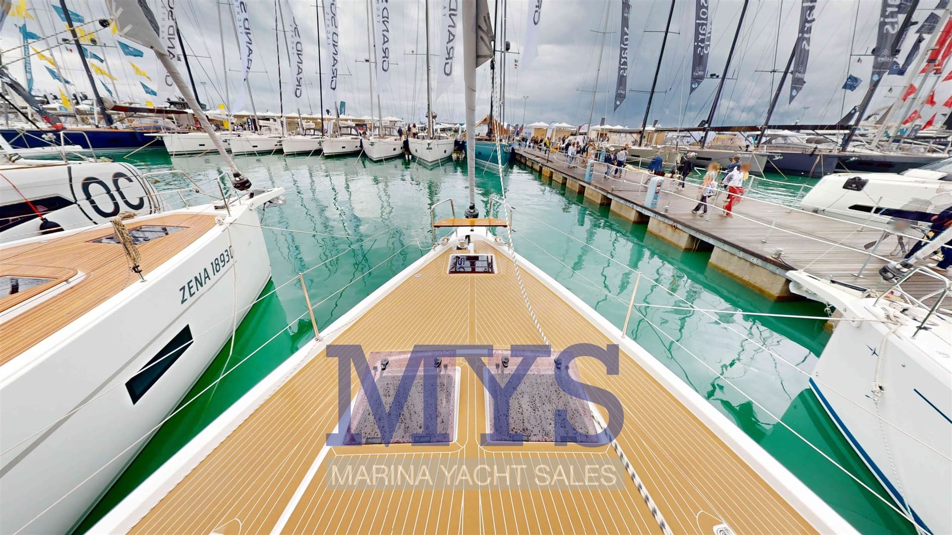 Bavaria C46 - Interior View Bavaria C46 - Interior View