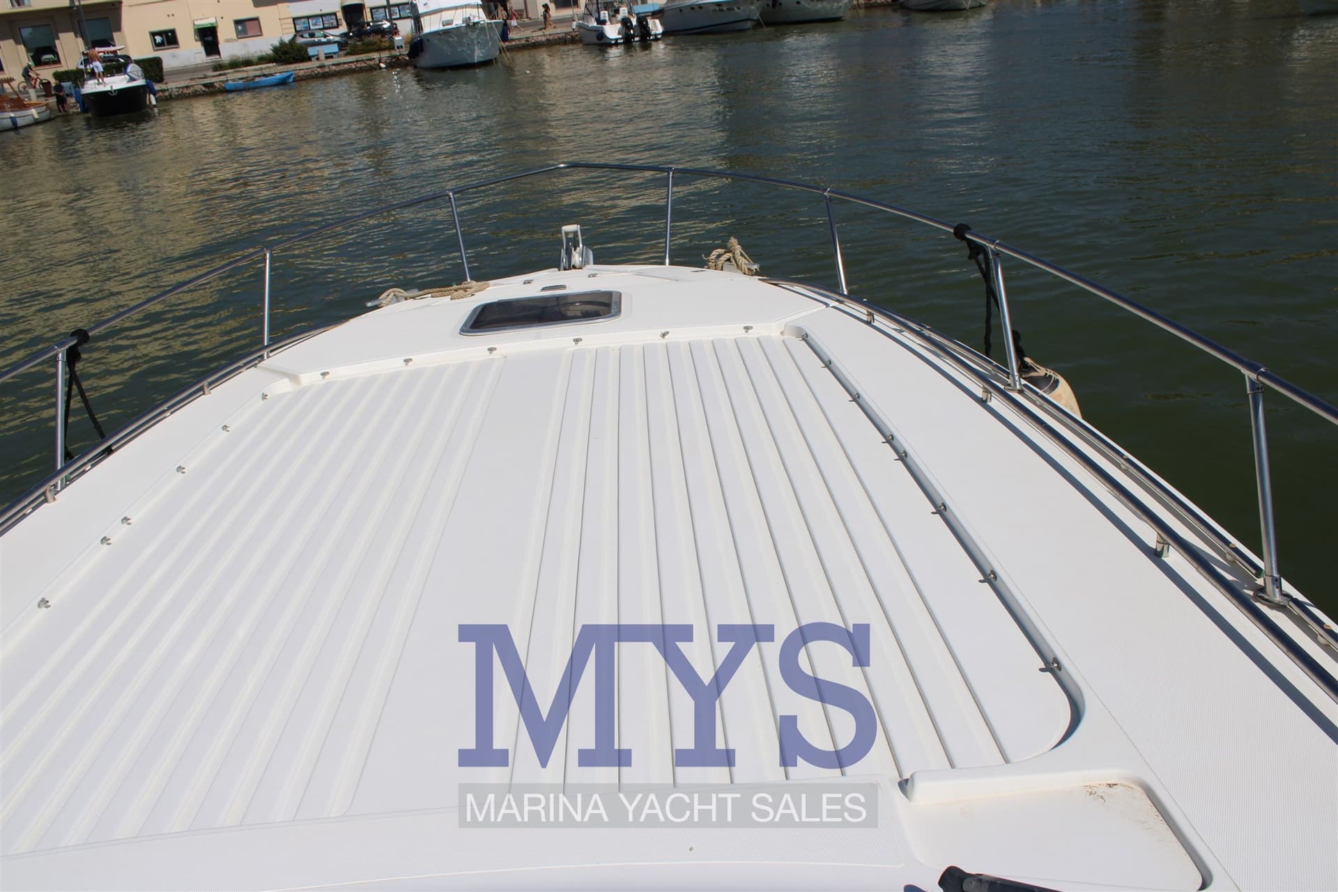 Fiart Mare Fiart 36 Genius - Deck View Fiart Mare Fiart 36 Genius - Deck View