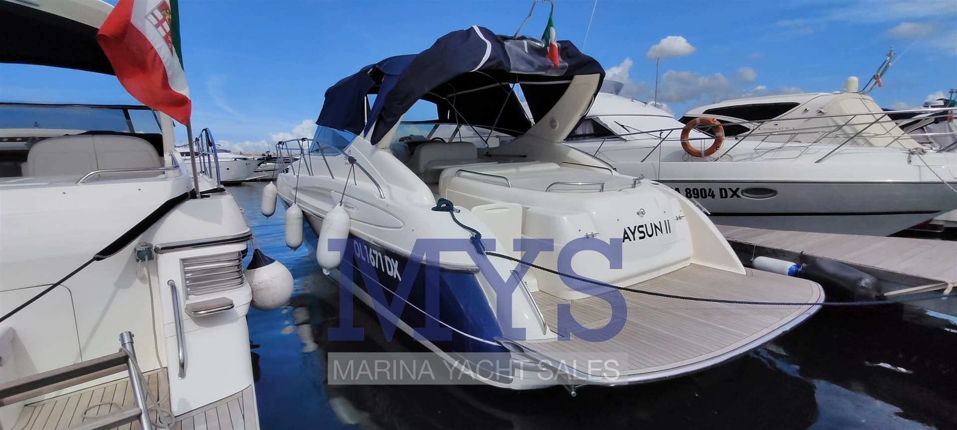 Cranchi Endurance 39 - Deck View Cranchi Endurance 39 - Deck View