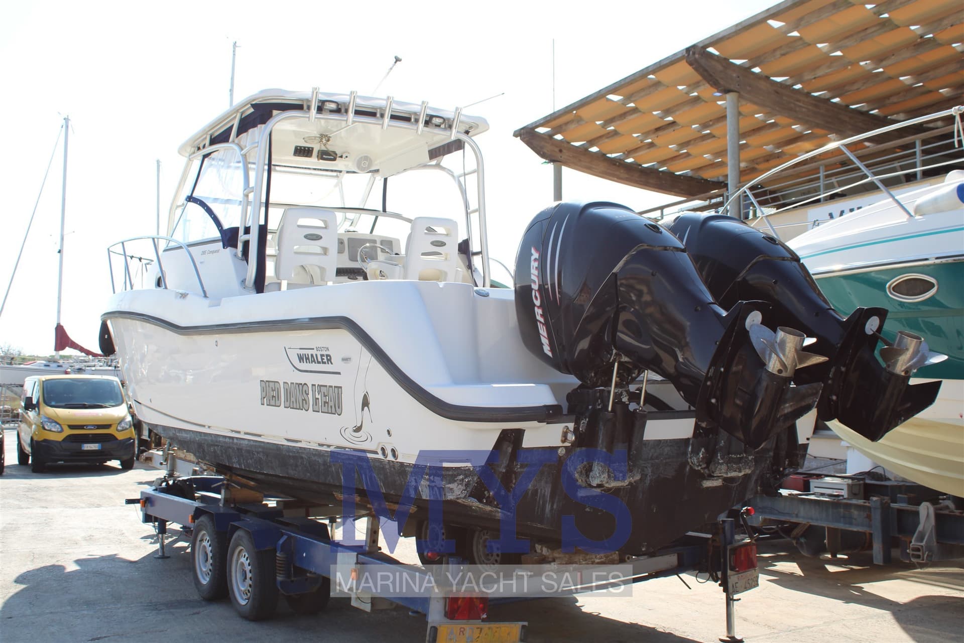 Boston Whaler 285 Conquest - Detail View 1 Boston Whaler 285 Conquest - Detail View 1
