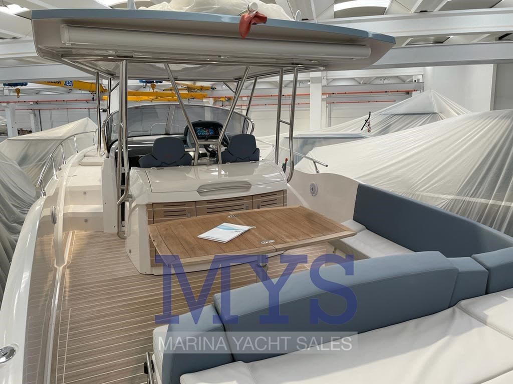 Sessa Marine KEY LARGO 34 IB usato - foto hero 6