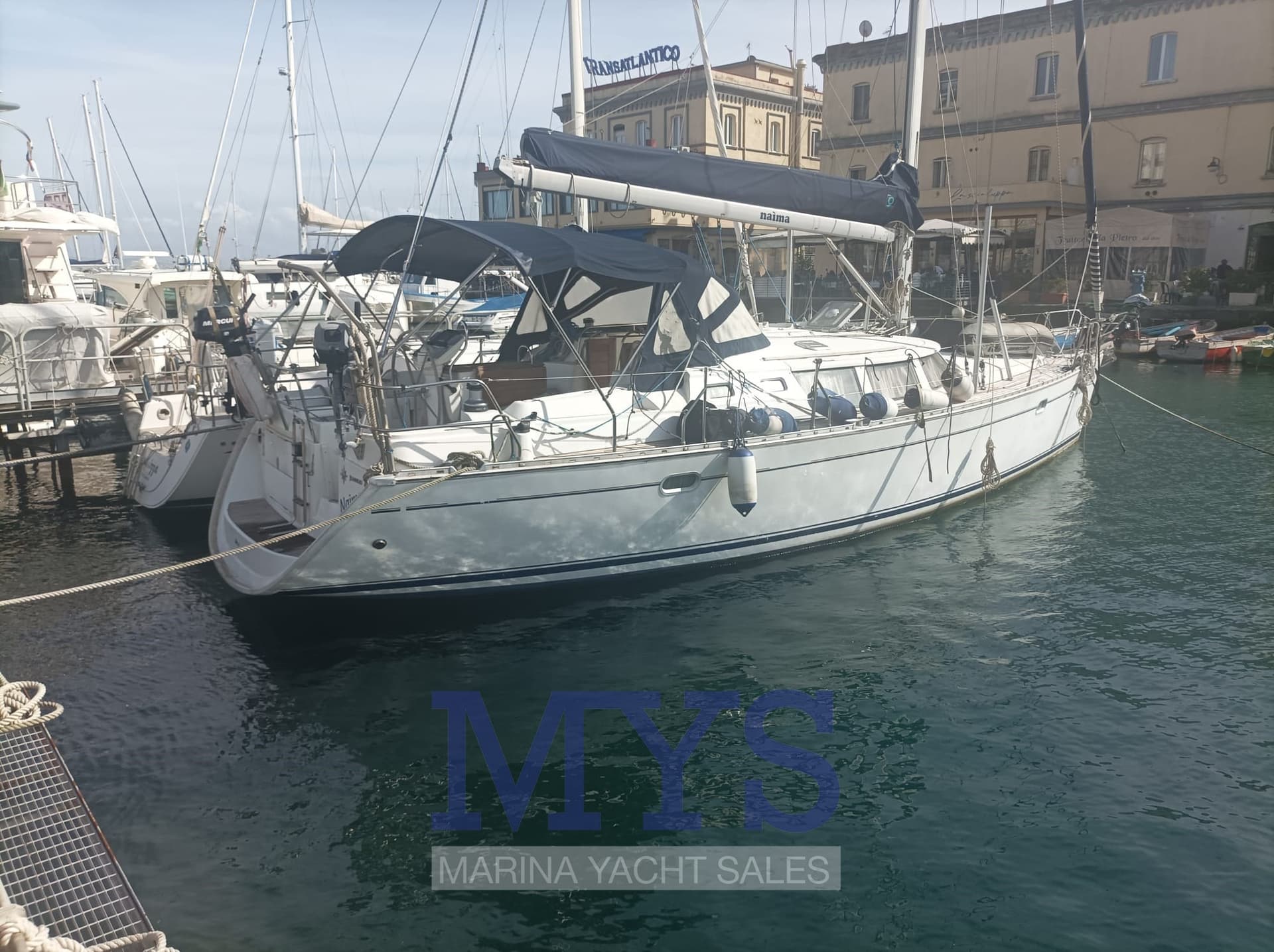 Jeanneau Sun Odyssey 43 Ds - Main View Jeanneau Sun Odyssey 43 Ds - Main View