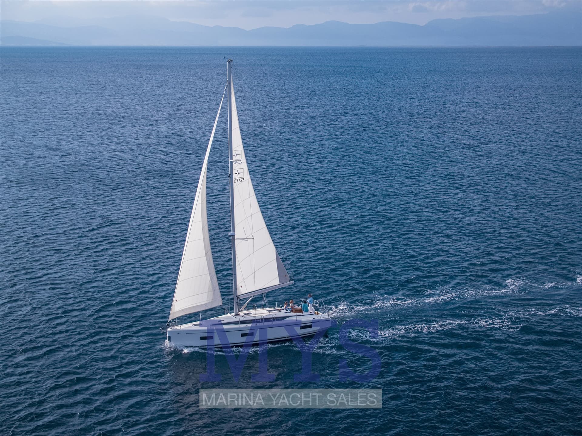 Bavaria C42 used - detail 4