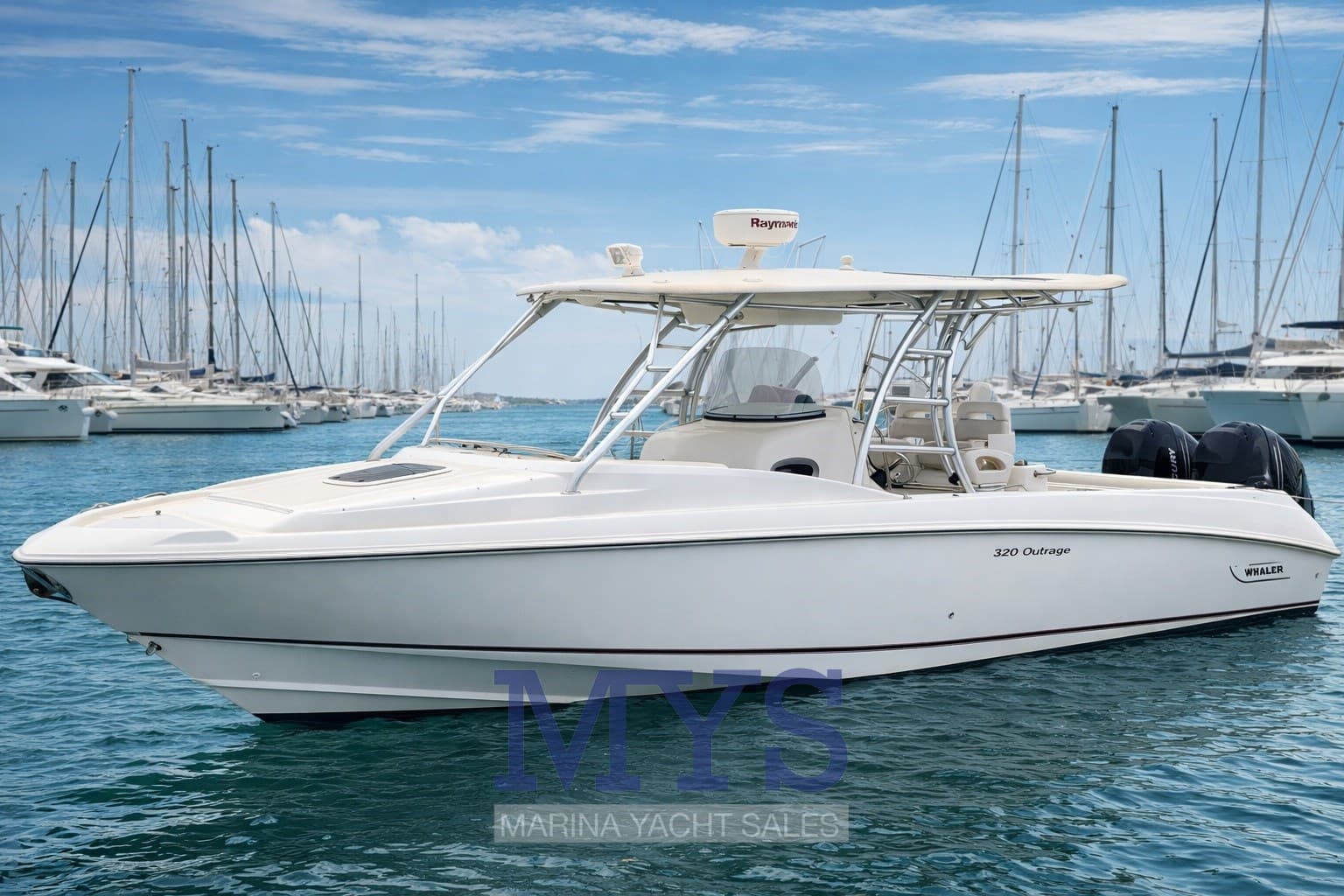 Boston Whaler Outrage 320 - Main View Boston Whaler Outrage 320 - Main View