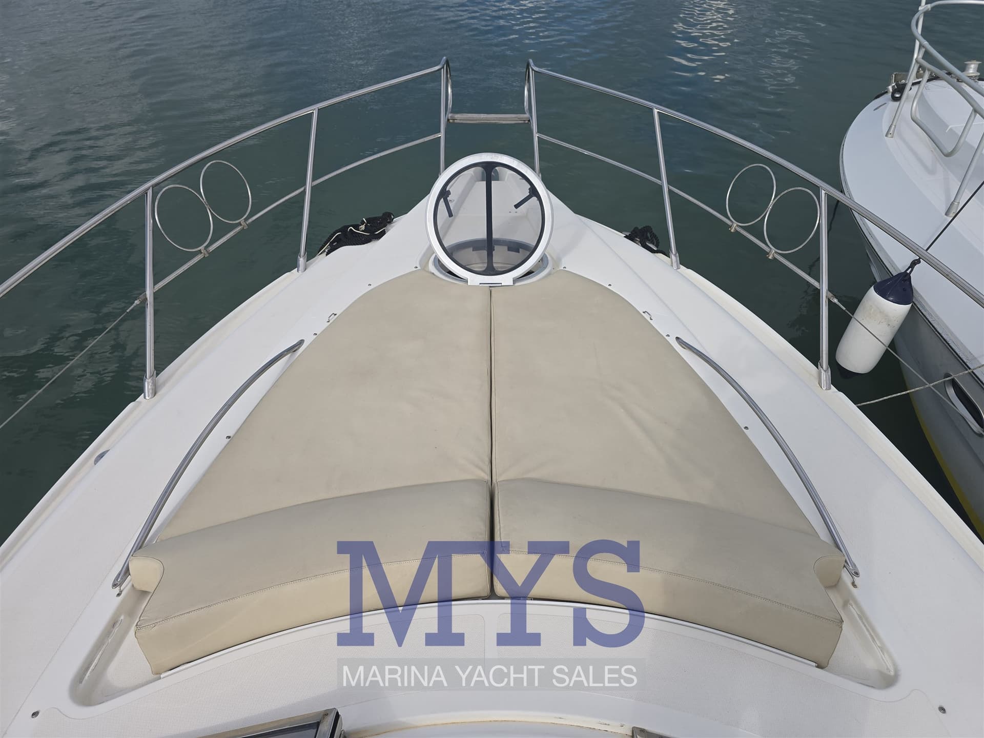 Sessa Marine Sessa C 35 - Deck View Sessa Marine Sessa C 35 - Deck View