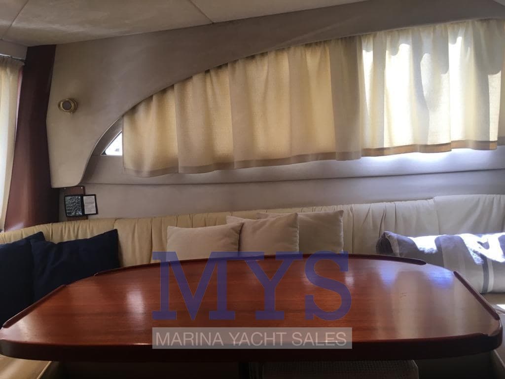 Galeon 330 Fly - Deck View Galeon 330 Fly - Deck View