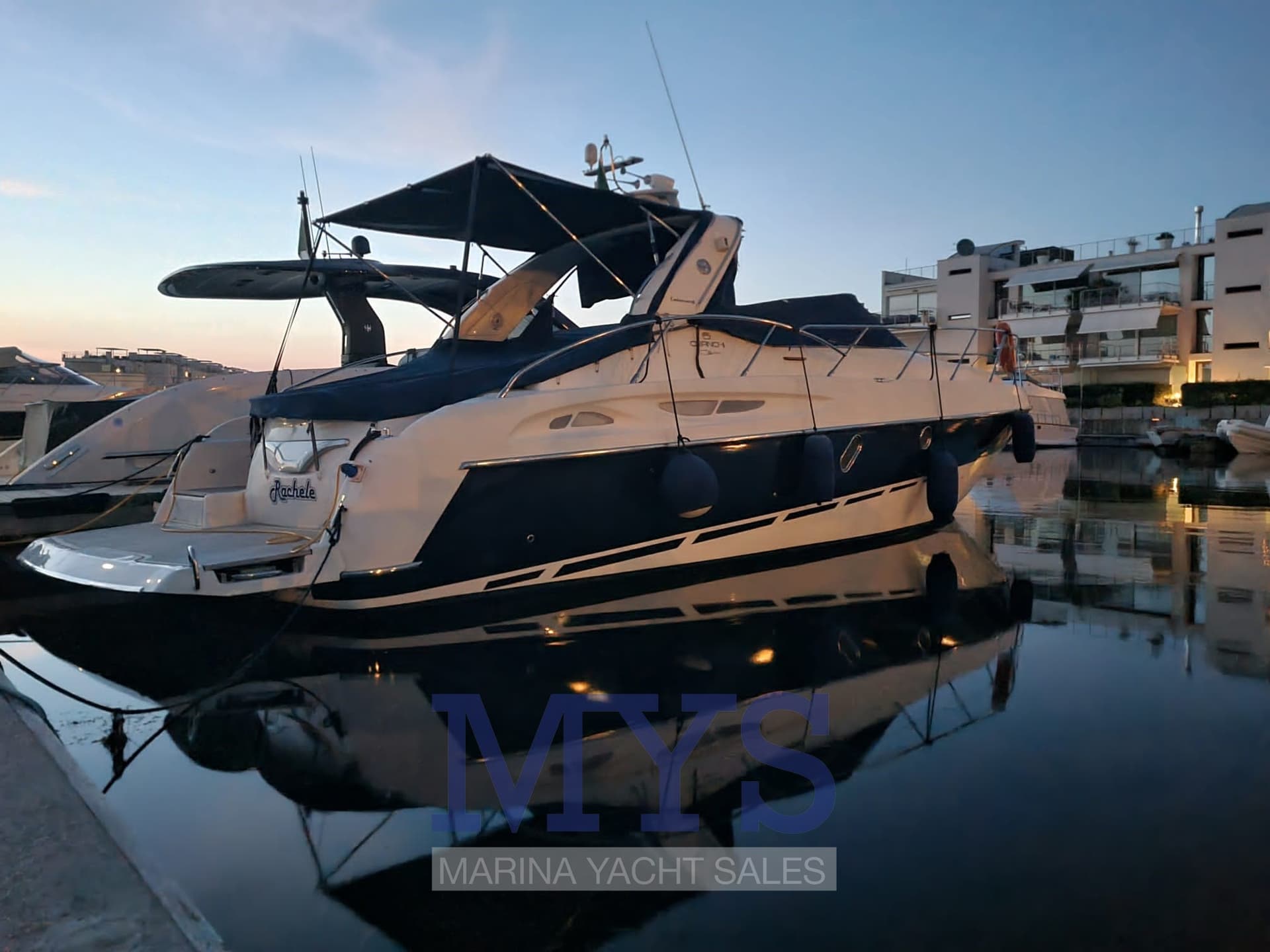 Cranchi 41 Endurance - Detail View 1 Cranchi 41 Endurance - Detail View 1