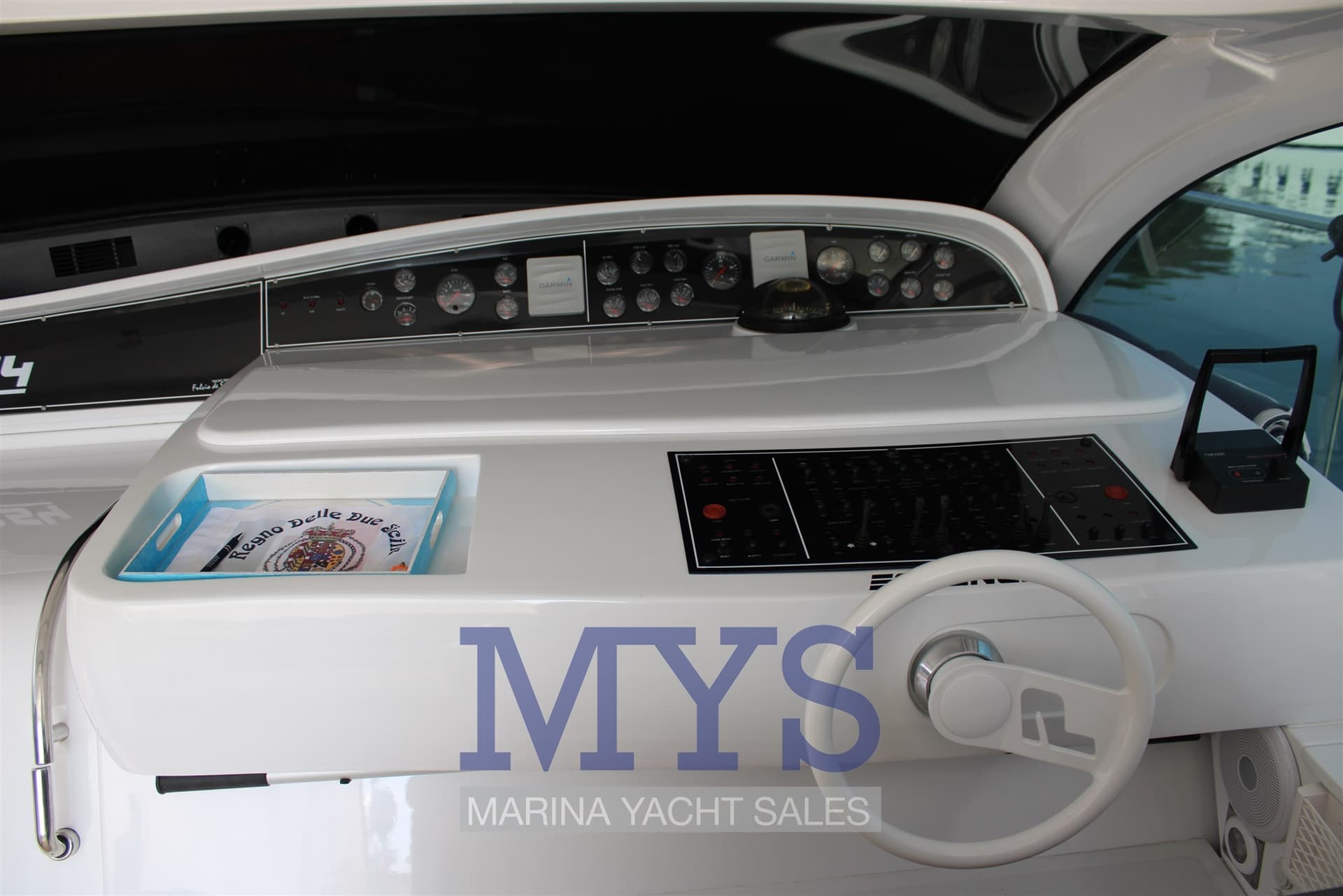 Pershing Pershing 54' used - hero image 10
