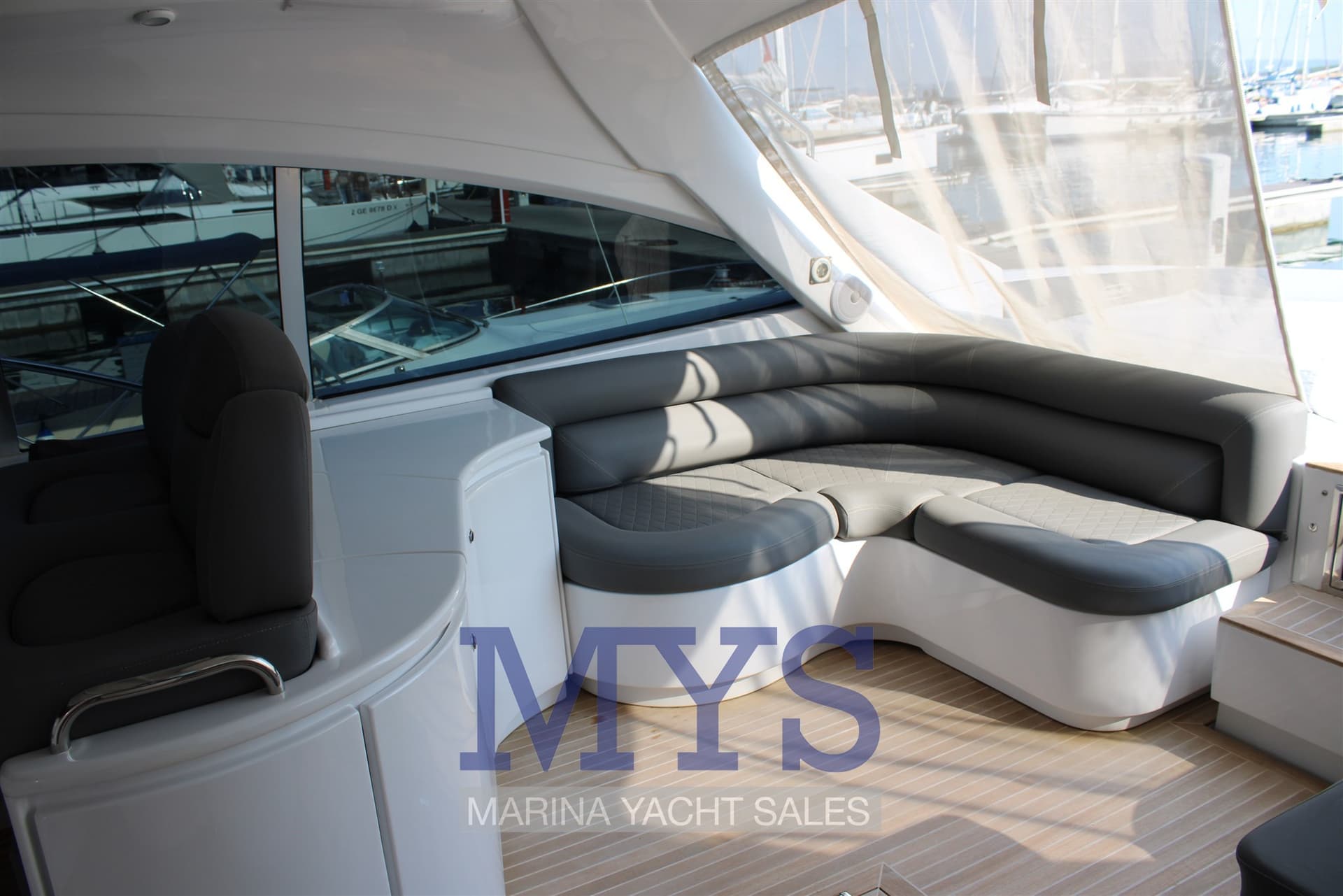 Pershing Pershing 54' used - hero image 8