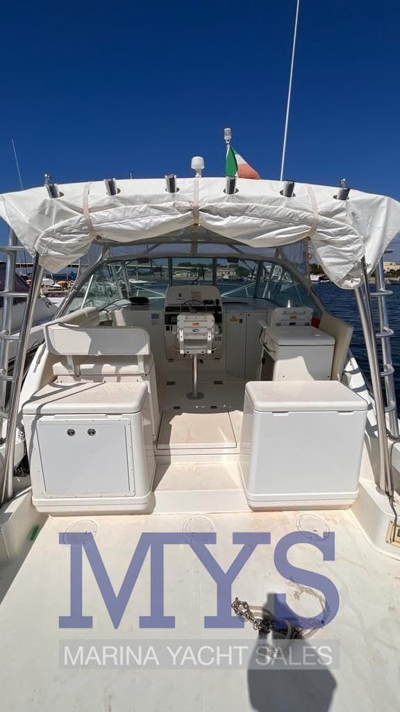 Rampage 33 Express - Interior View Rampage 33 Express - Interior View