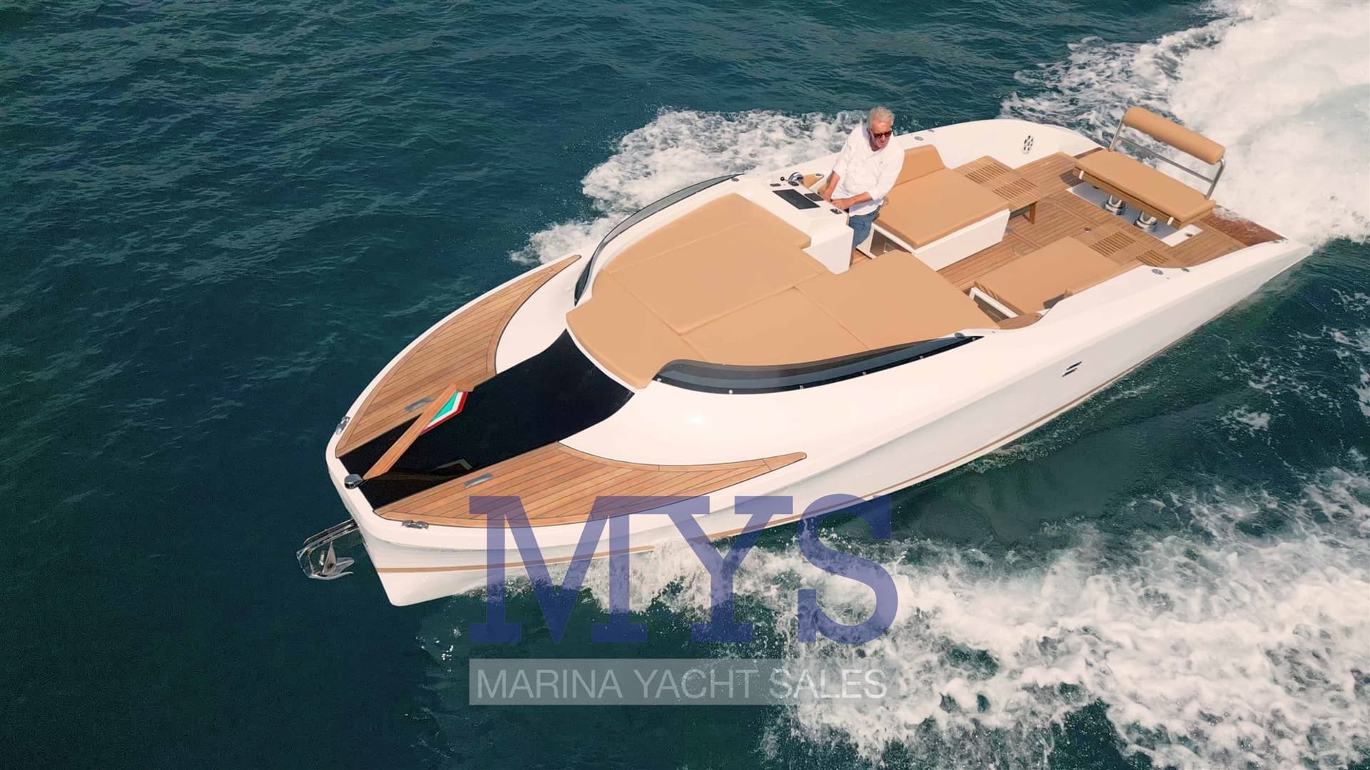 Cantiere Ma.Mi Ma.Mi 28 - Deck View Cantiere Ma.Mi Ma.Mi 28 - Deck View