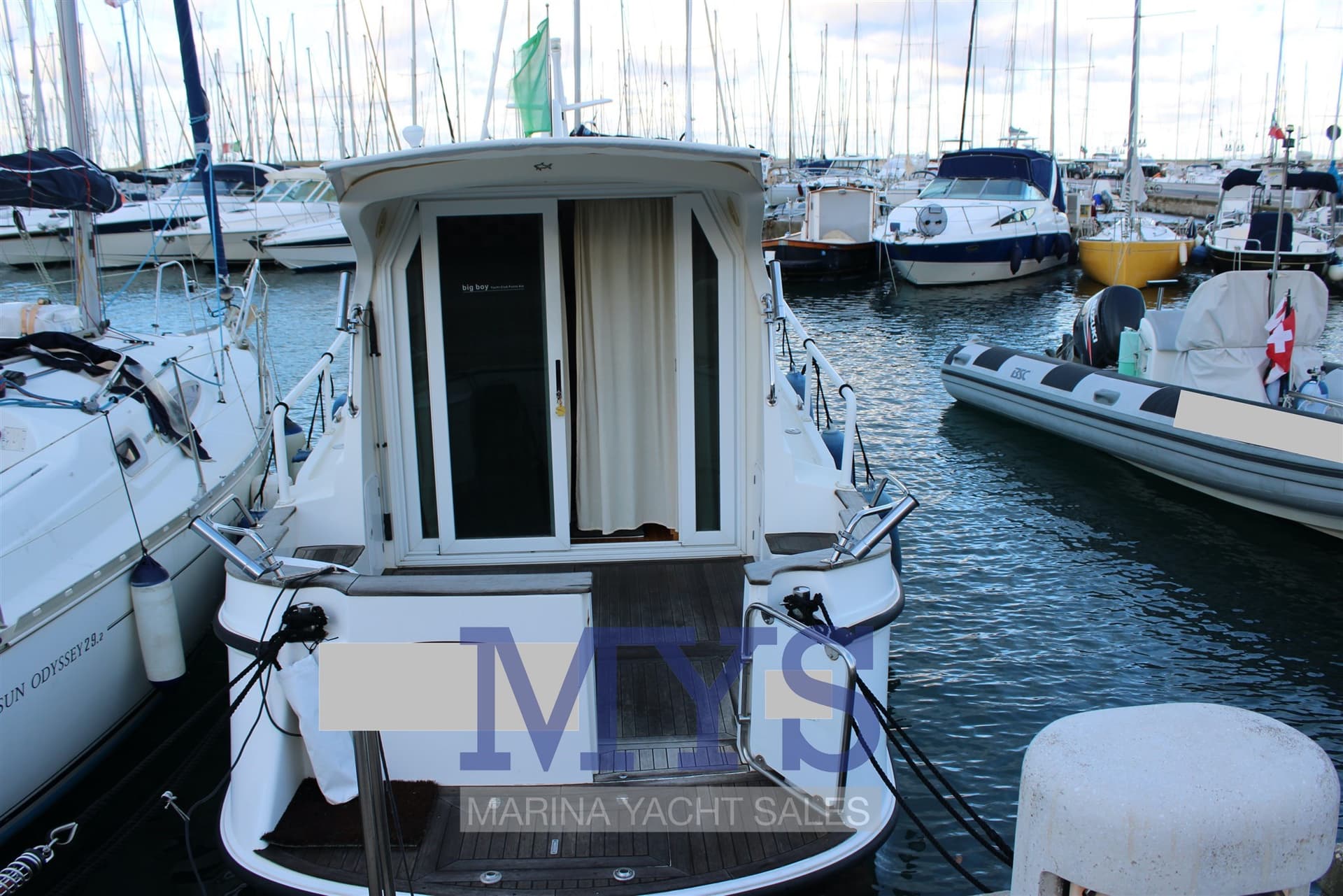 Calafuria Scorpionero 950 - Deck View Calafuria Scorpionero 950 - Deck View