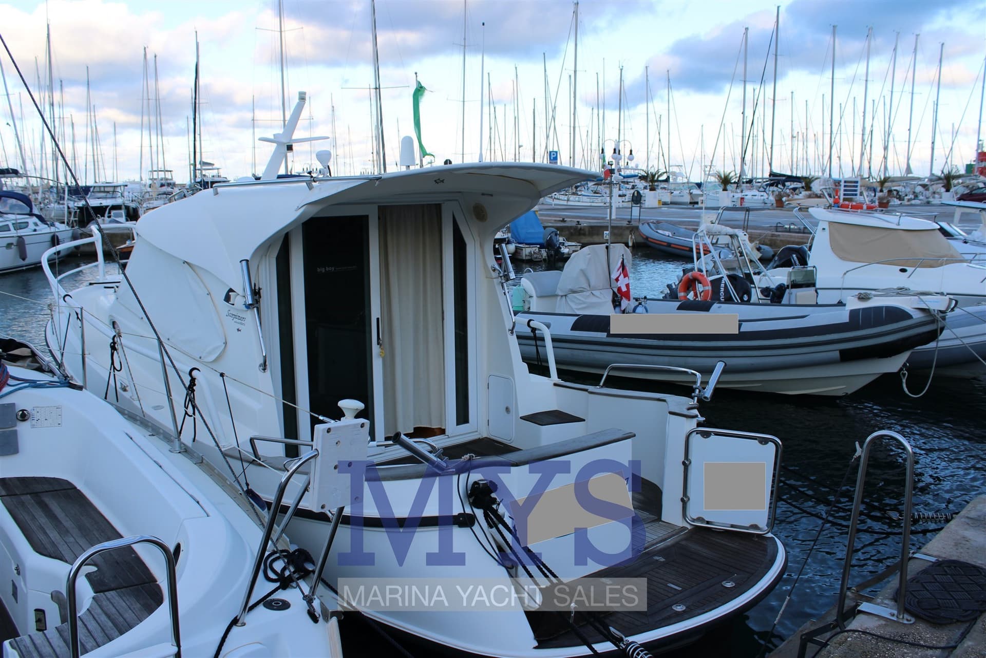 Calafuria Scorpionero 950 - Interior View Calafuria Scorpionero 950 - Interior View