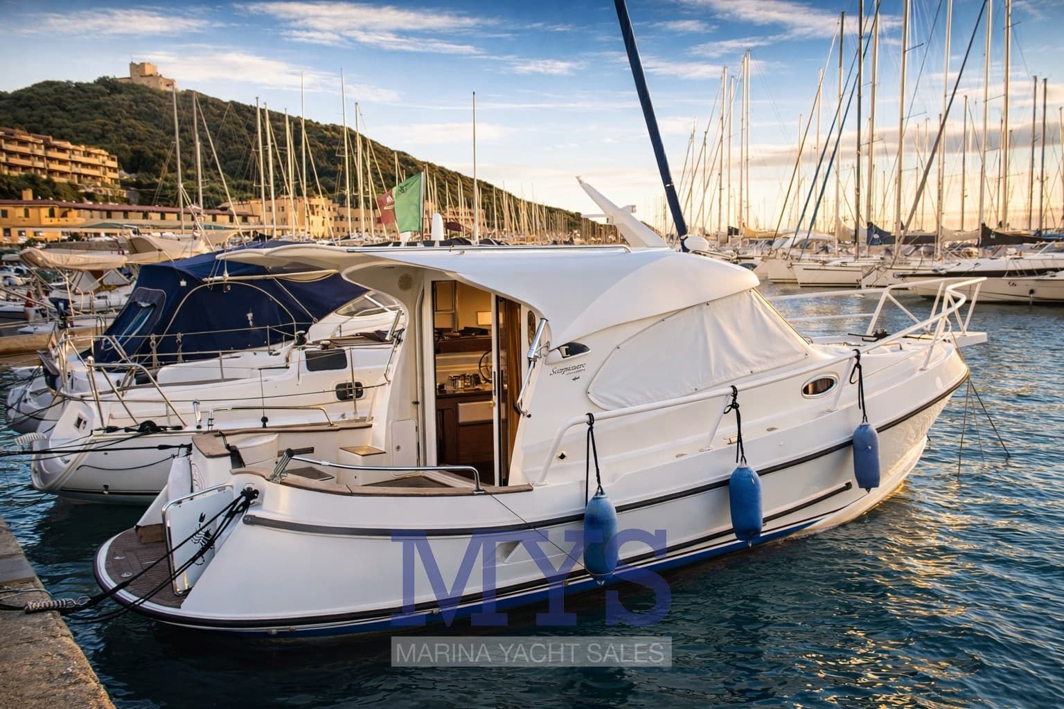 Calafuria Scorpionero 950 - Main View Calafuria Scorpionero 950 - Main View