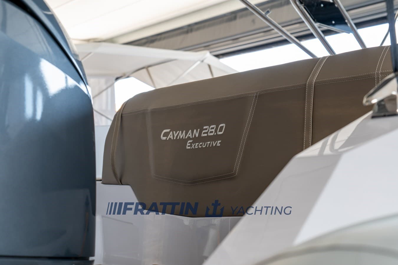 Ranieri International Cayman 28 Executive used - hero image 9