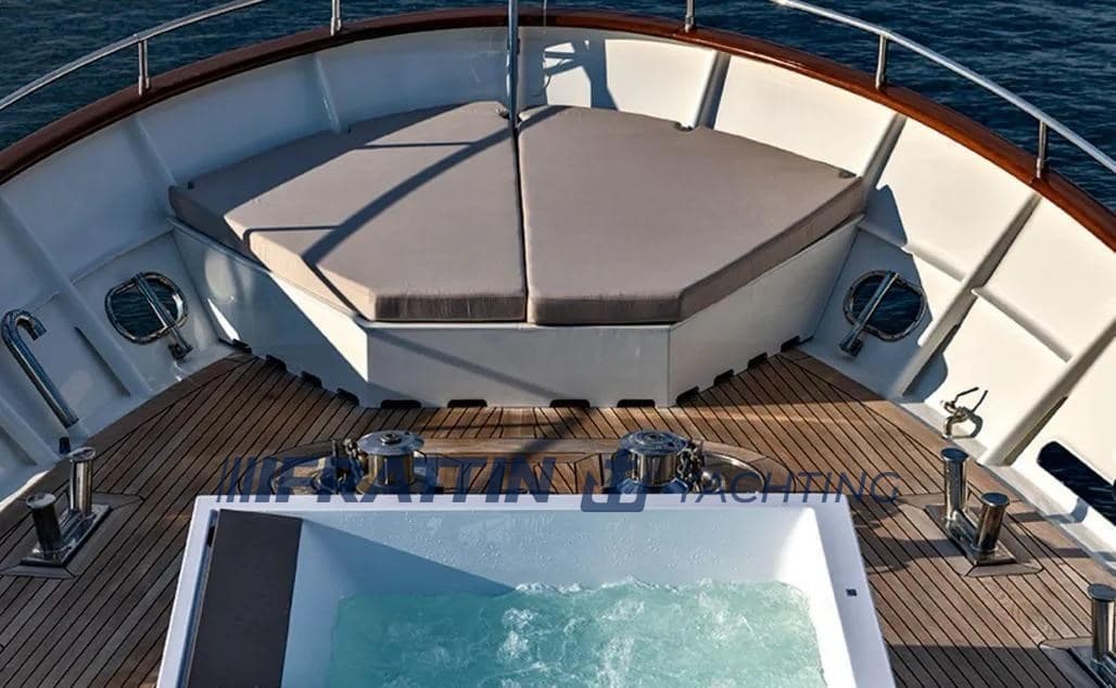Benetti Sail Division 105 used - hero image 5