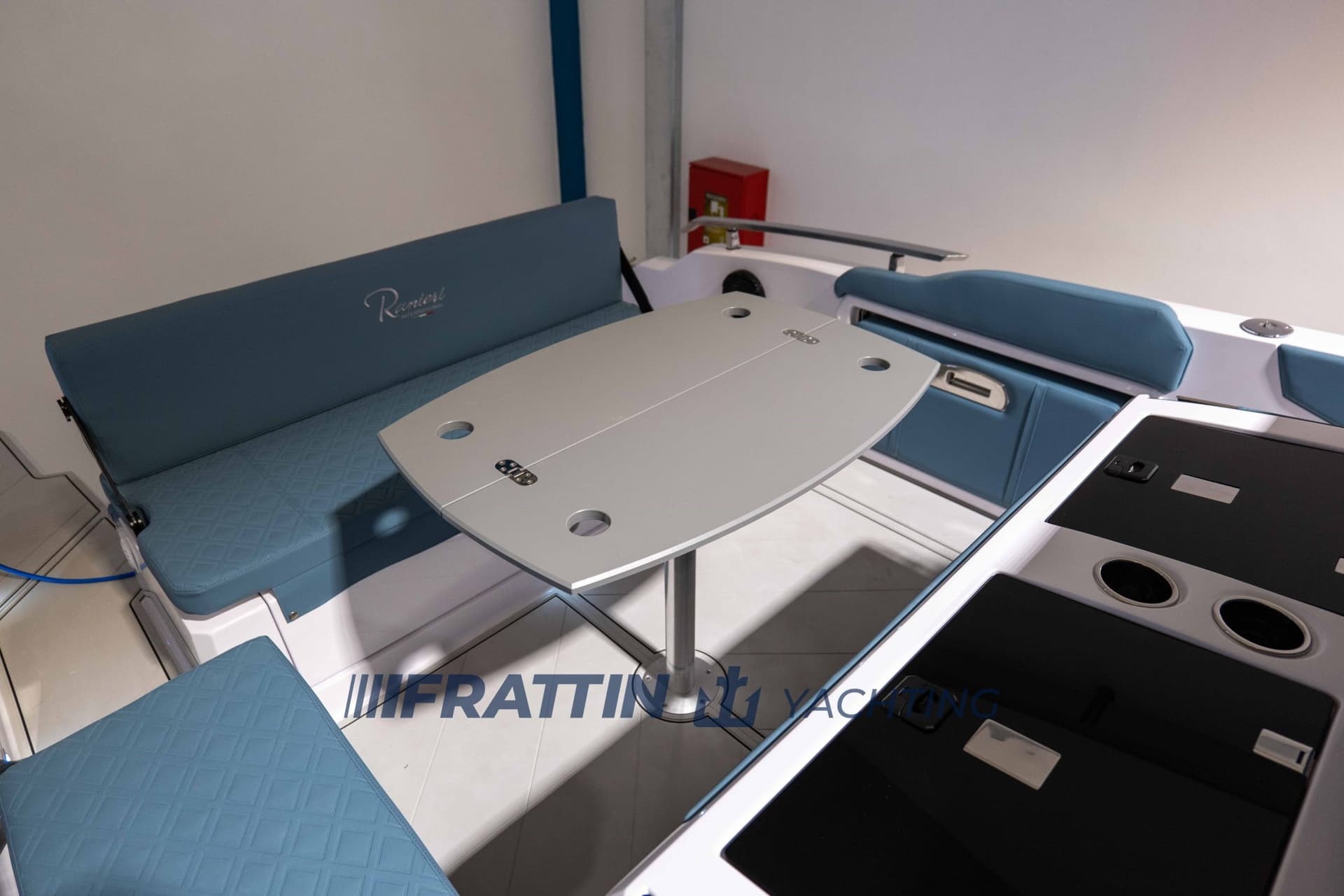 Ranieri International Next 275 LX gebraucht - Hauptbild 13