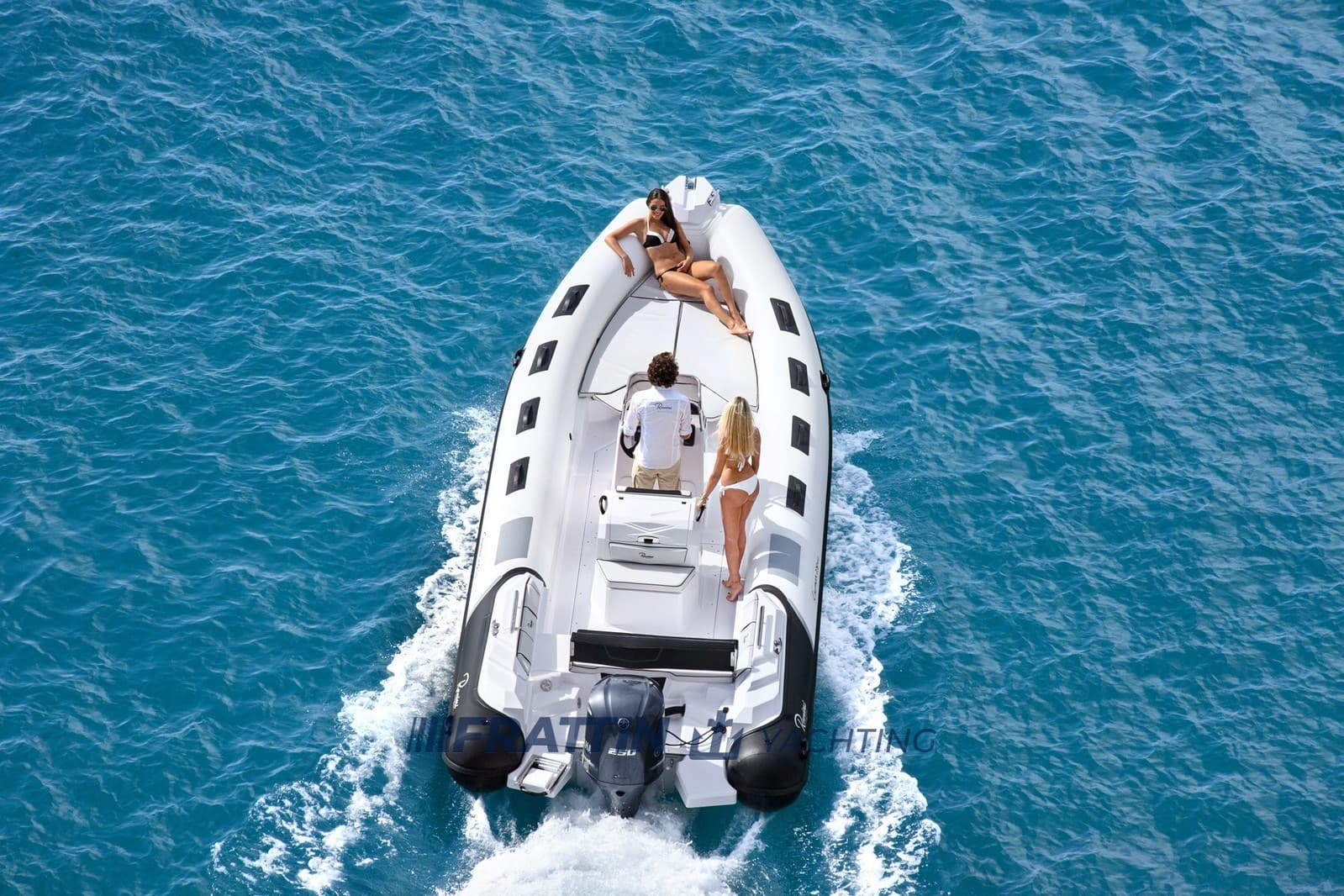 Ranieri International Cayman 26 Sport - Detail View 1 Ranieri International Cayman 26 Sport - Detail View 1