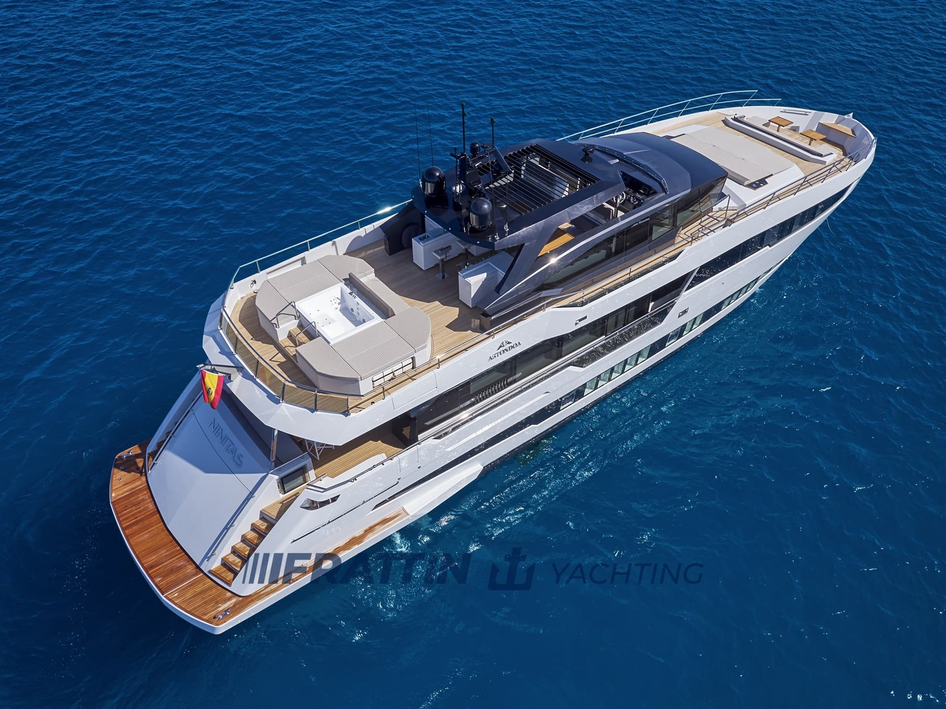 Astondoa 100 Century - Detail View 1 Astondoa 100 Century - Detail View 1