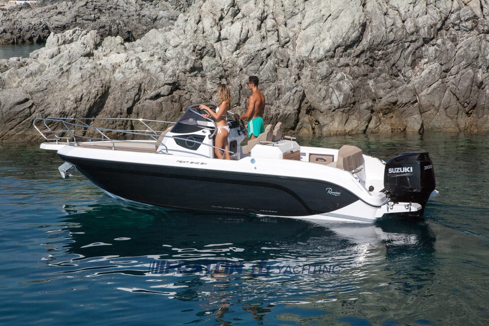 Ranieri International Next 240 Sh - Deck View Ranieri International Next 240 Sh - Deck View