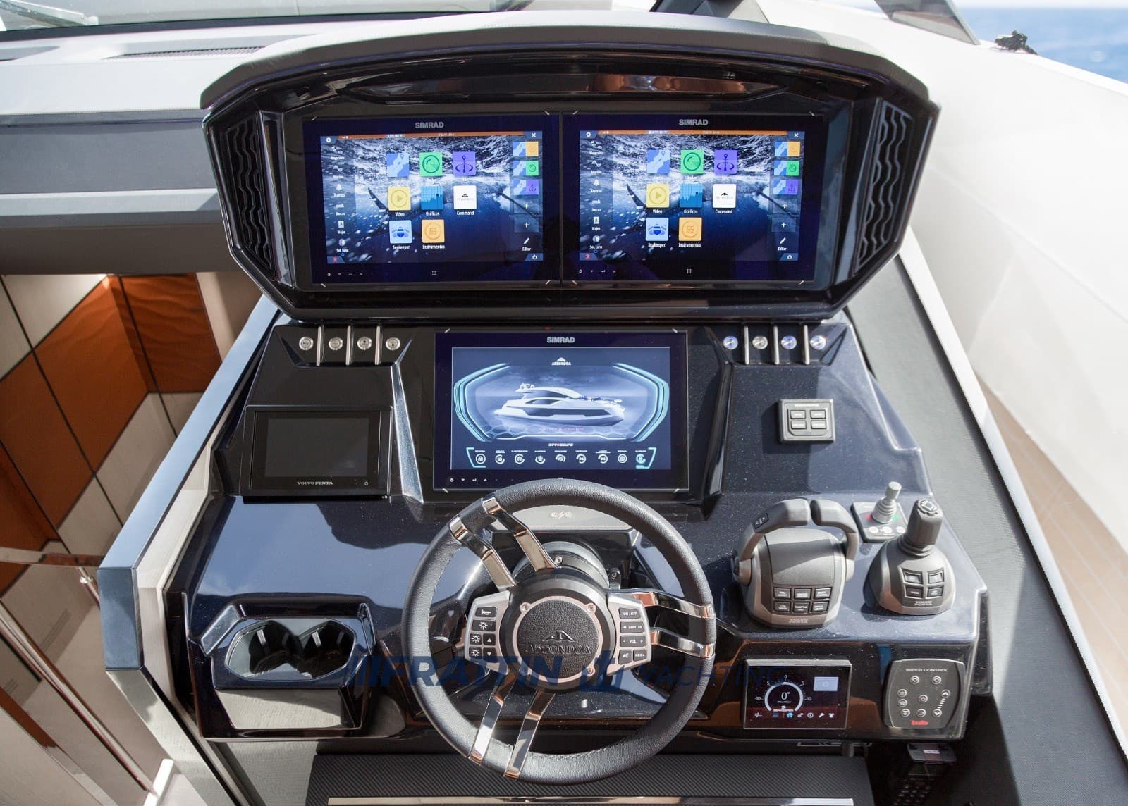 Astondoa 677 coupè gebraucht - Hauptbild 7