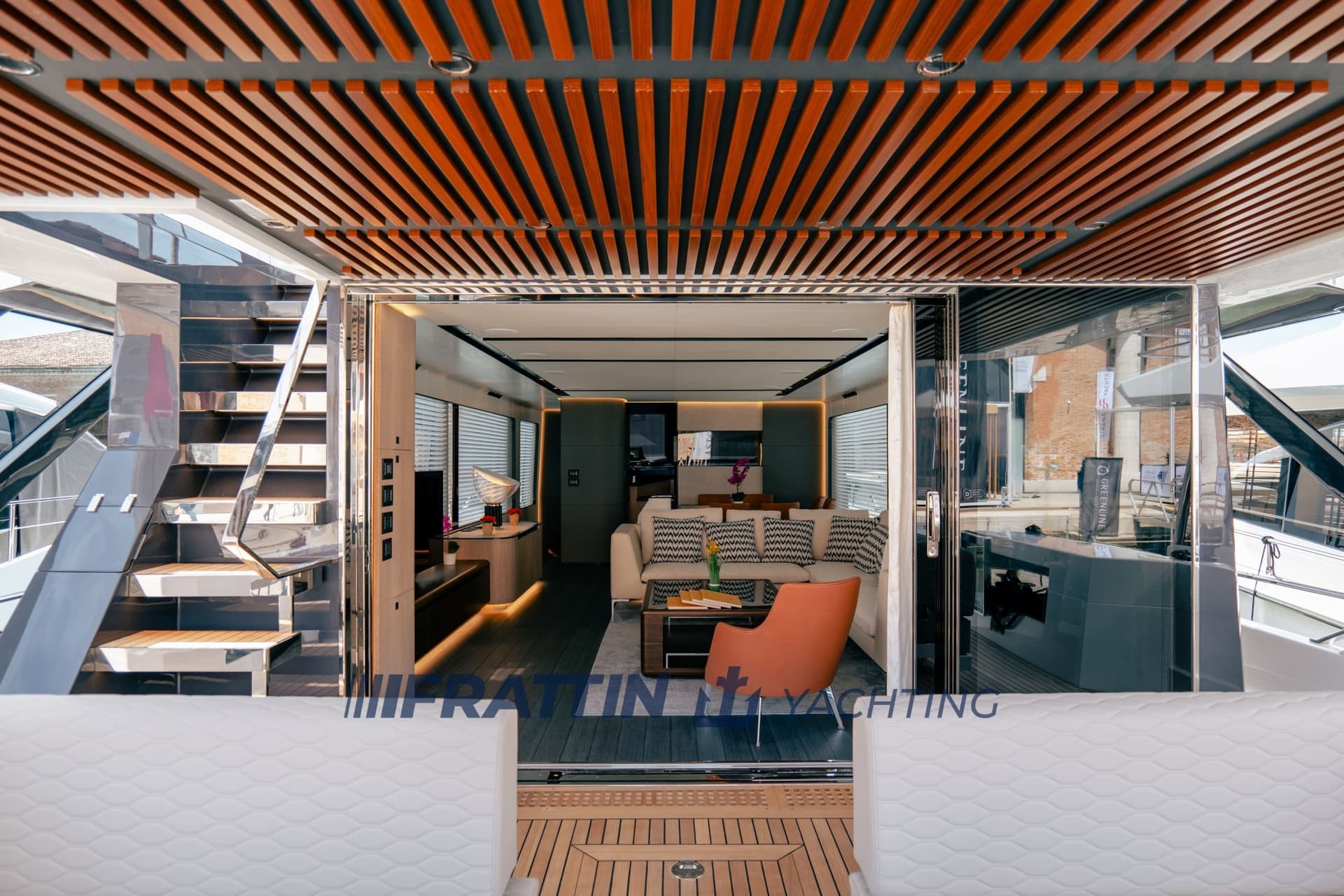 Astondoa As8 - Deck View Astondoa As8 - Deck View