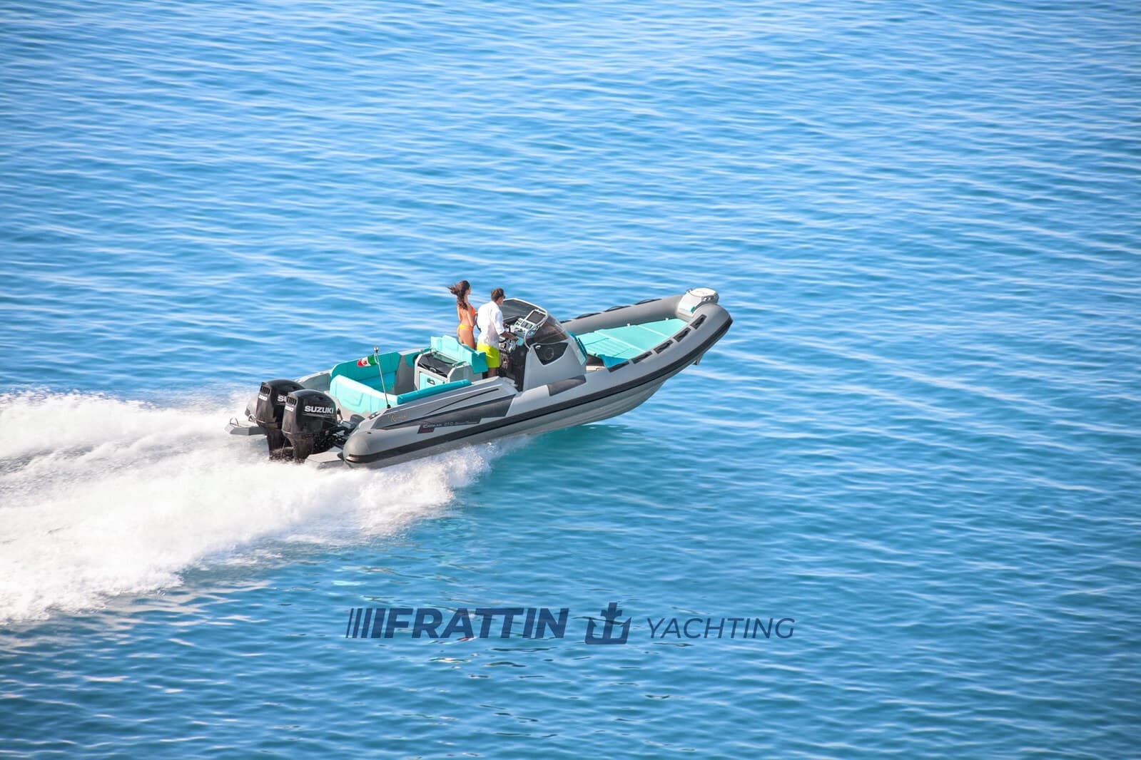 Ranieri International Cayman 27 Sport Touring - Detail View 1 Ranieri International Cayman 27 Sport Touring - Detail View 1