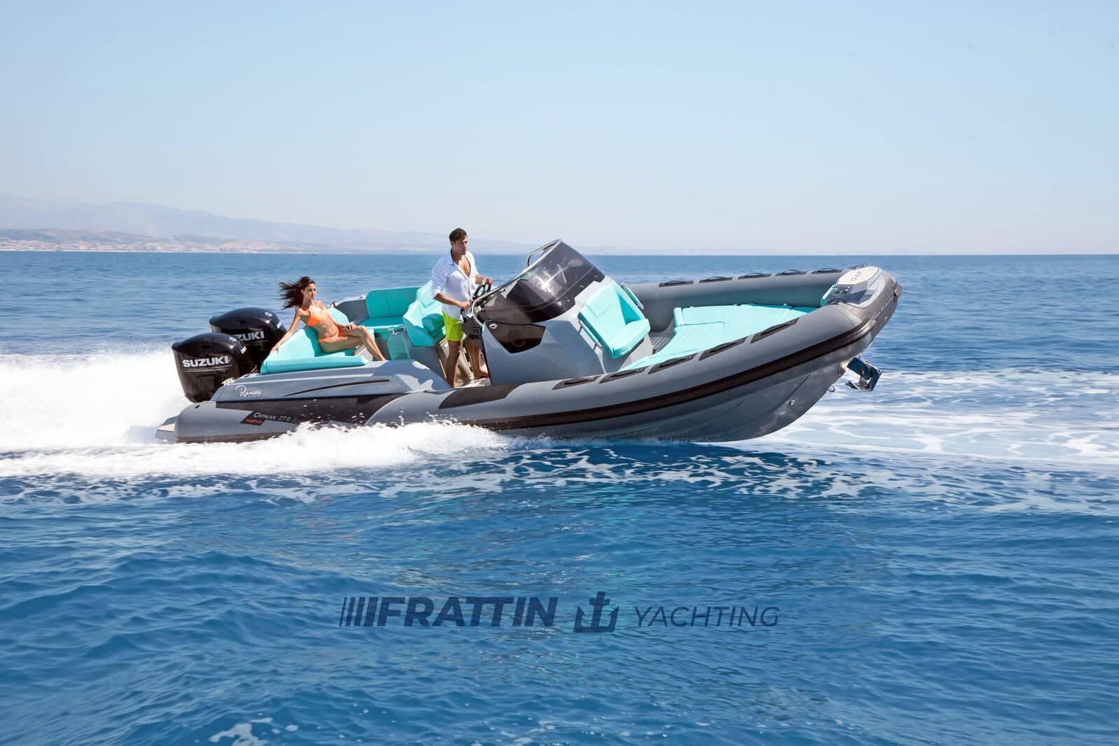 Ranieri International Cayman 27 Sport Touring - Deck View Ranieri International Cayman 27 Sport Touring - Deck View