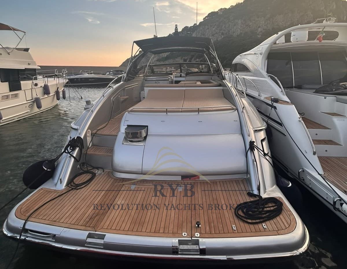 Princess Yachts V 55 usato - foto hero 3