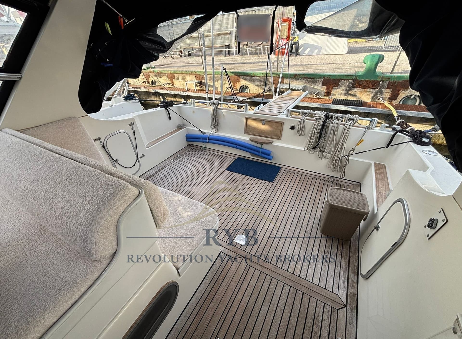 Comar Iperion 37 usato - dettaglio 2