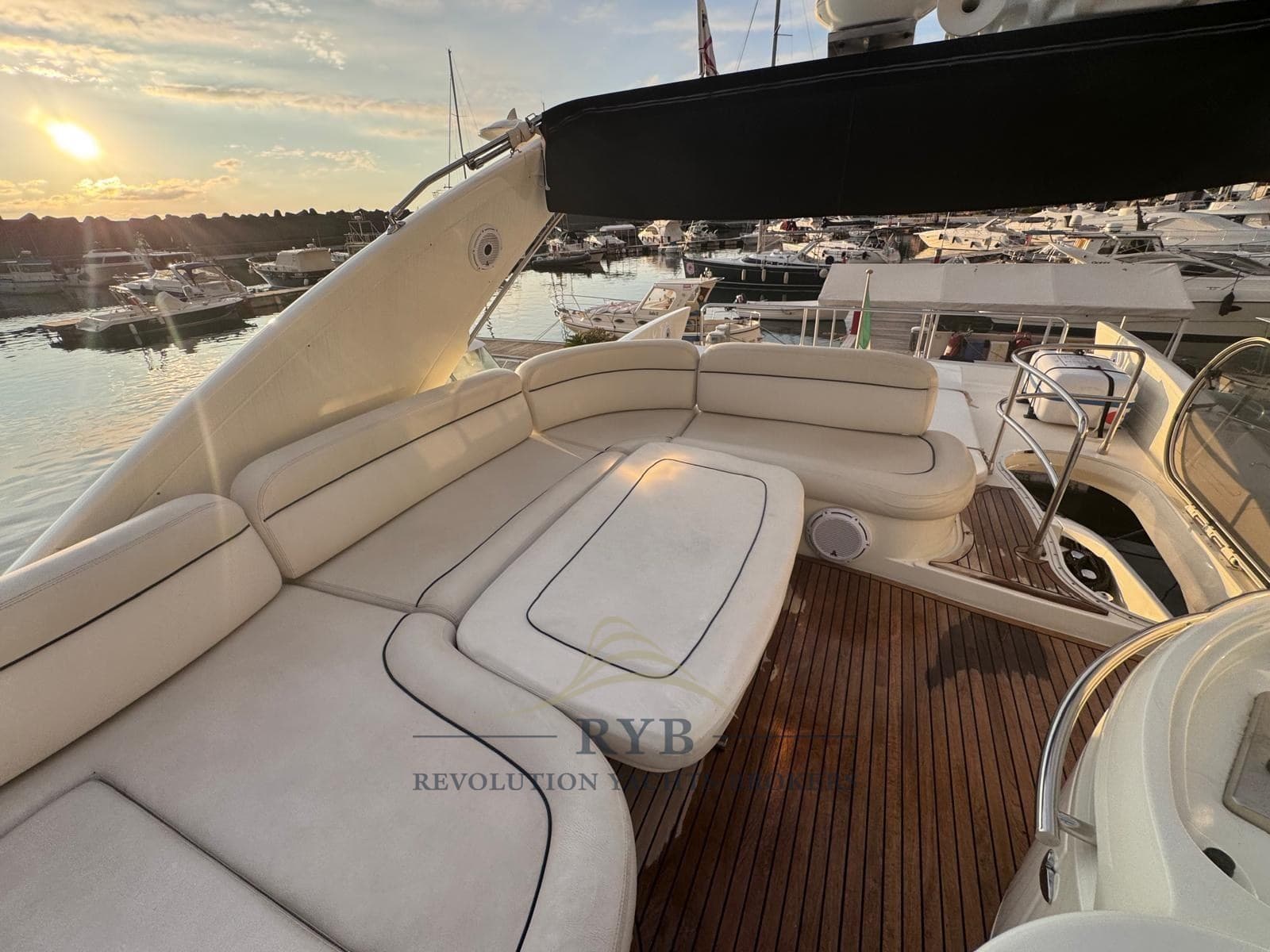 Azimut 62 usato - foto hero 4