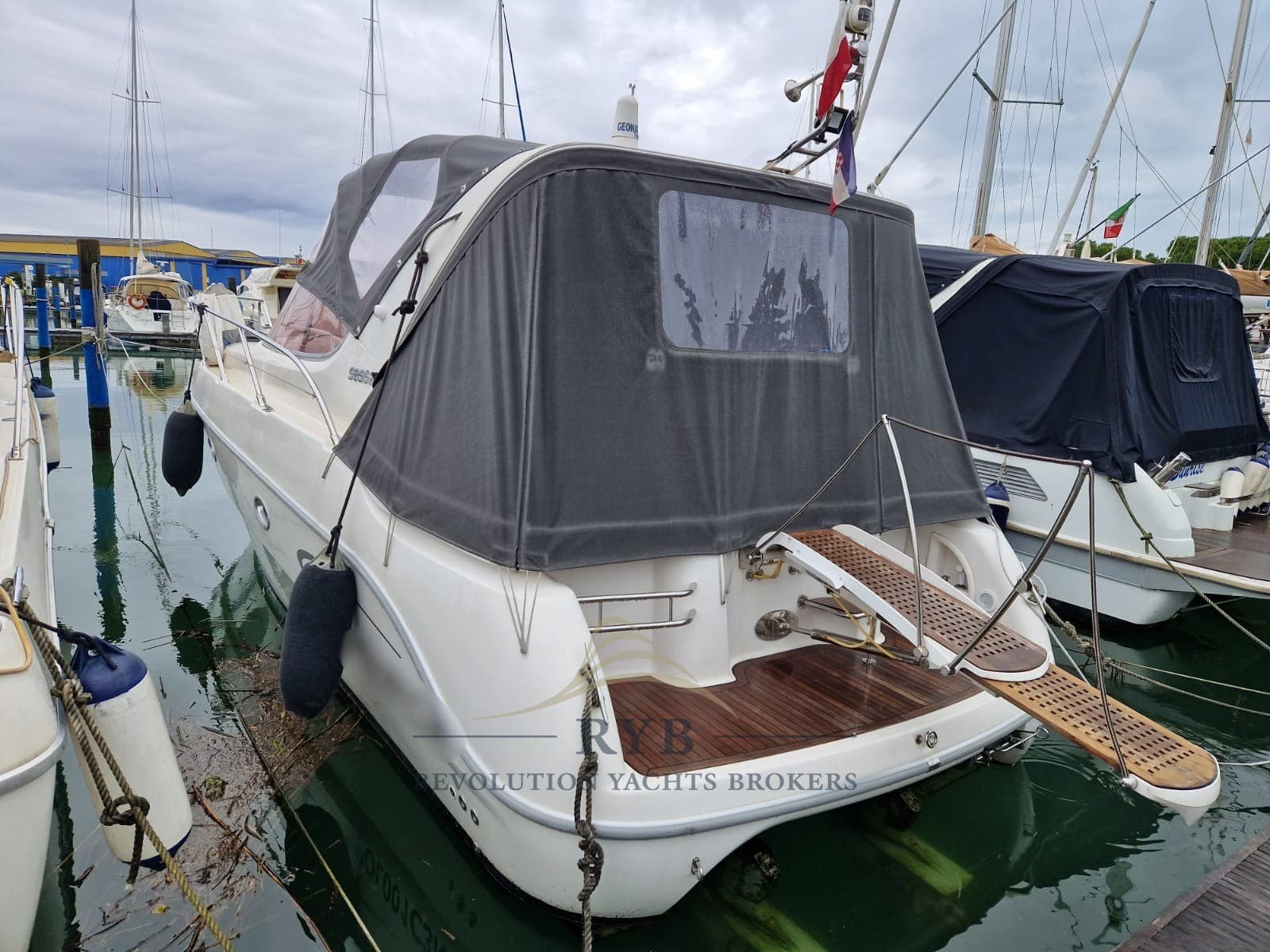 Sessa Marine Oyster 30 d'occasion - détail 2