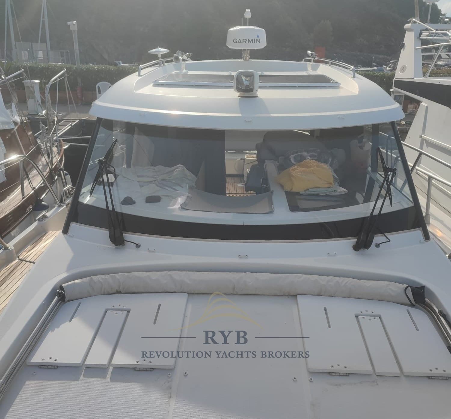 Beneteau Antares 11 used - detail 1