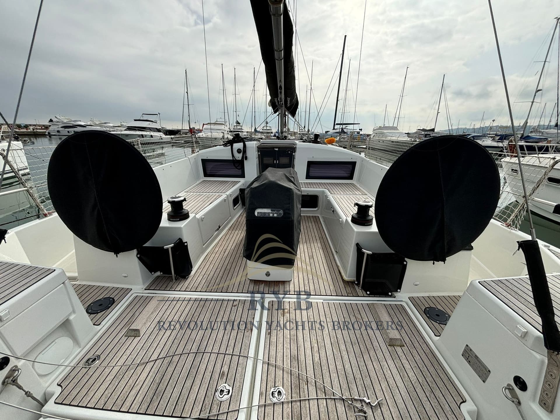 Jeanneau SUN ODYSSEY 440 usato - foto hero 4
