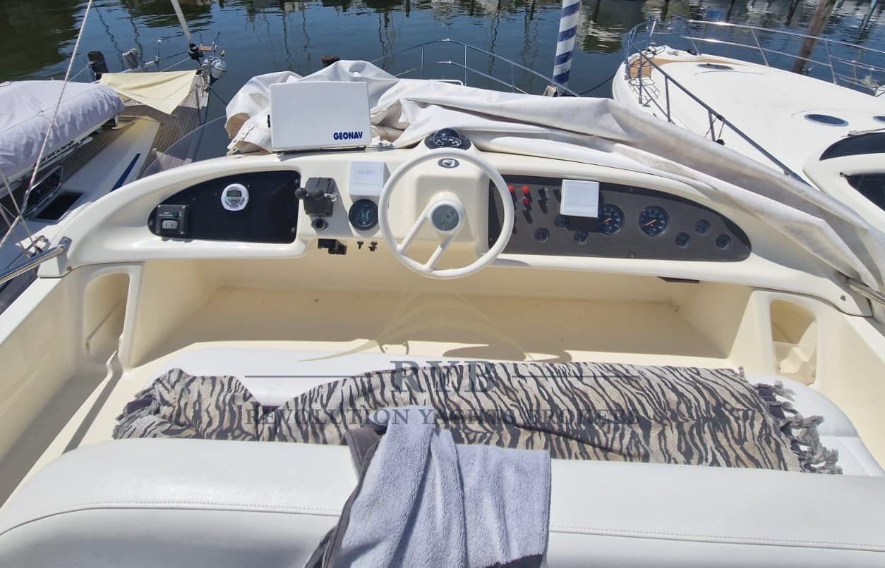 Azimut AZ 40 Fly usato - foto hero 4