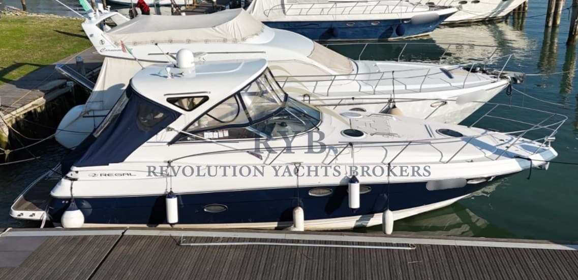 Regal Marine 3760 gebraucht - Hauptansicht
