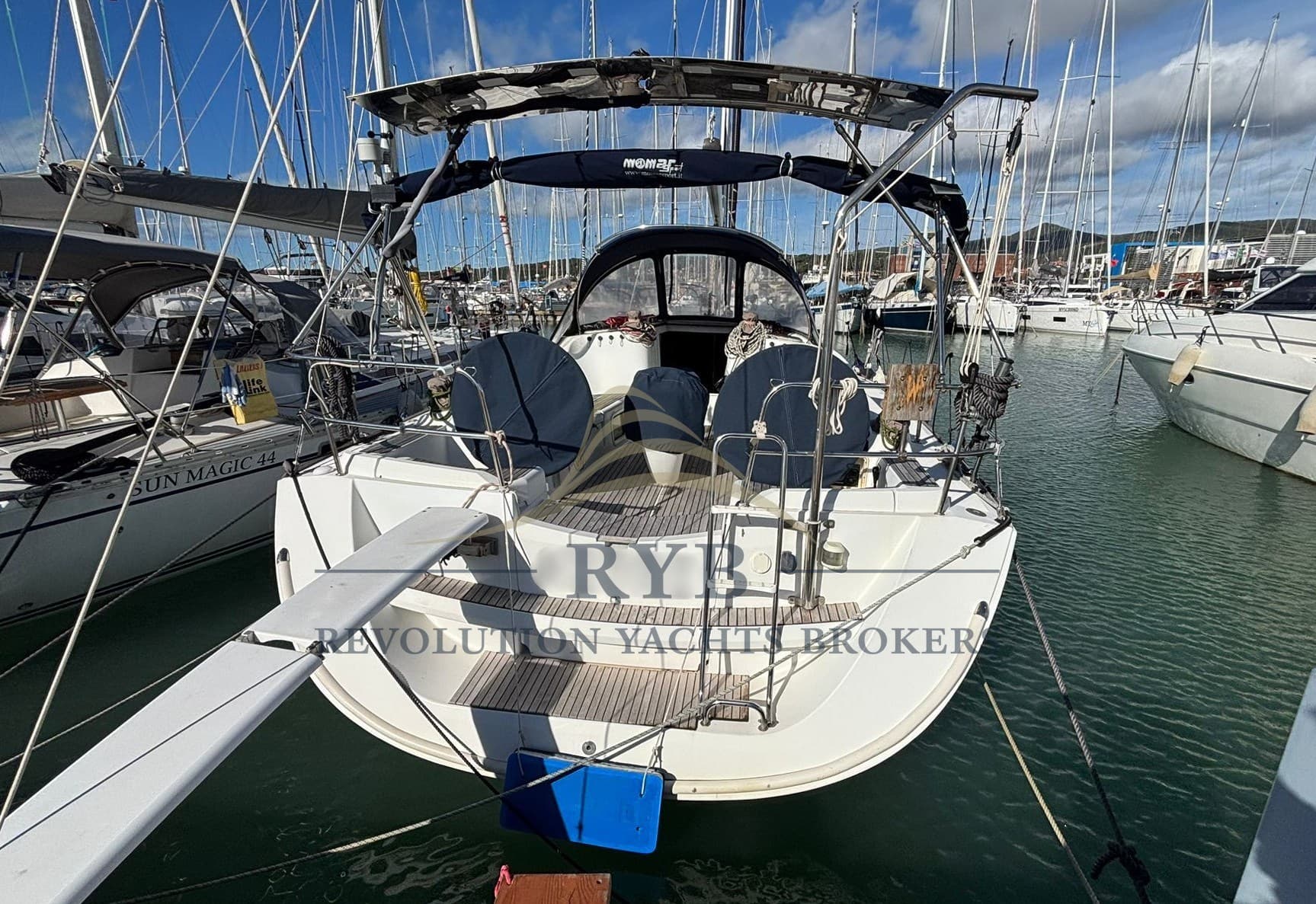 Jeanneau SUN ODYSSEY 42i used - hero image 2