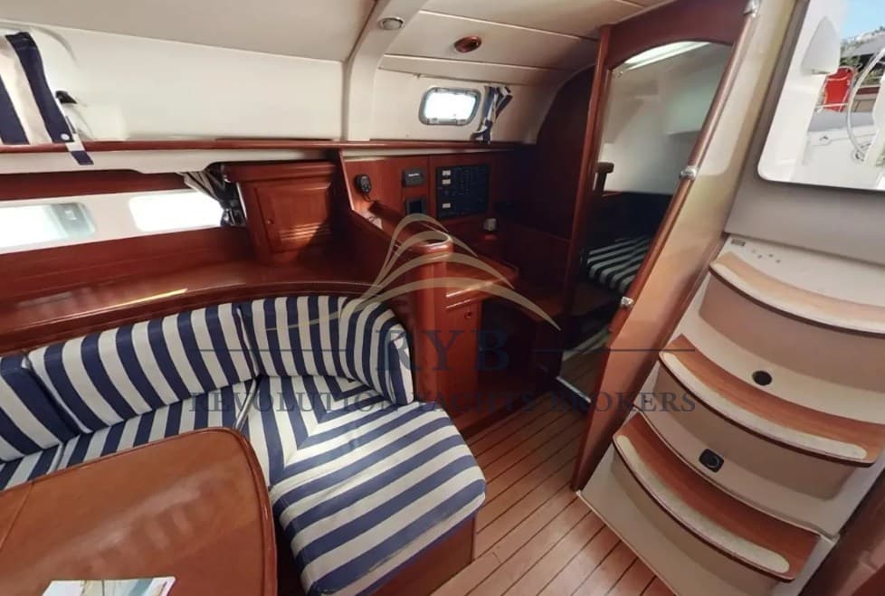 Beneteau OCEANIS 411 Clipper used - hero image 7
