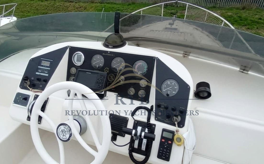 Dellapasqua DC 14 Flying Bridge gebraucht - Hauptbild 3