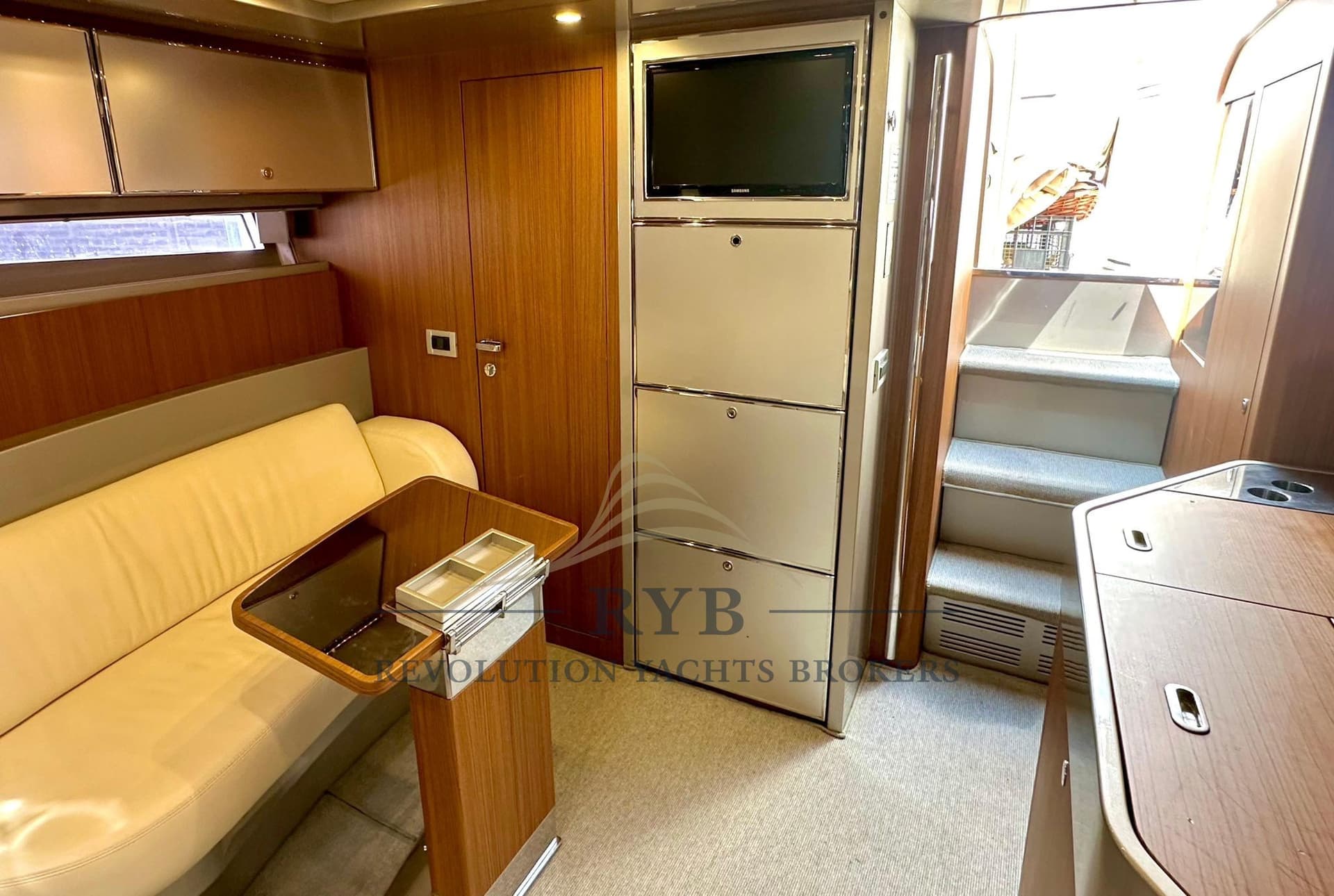Riva 44 RIVARAMA usato - foto hero 9