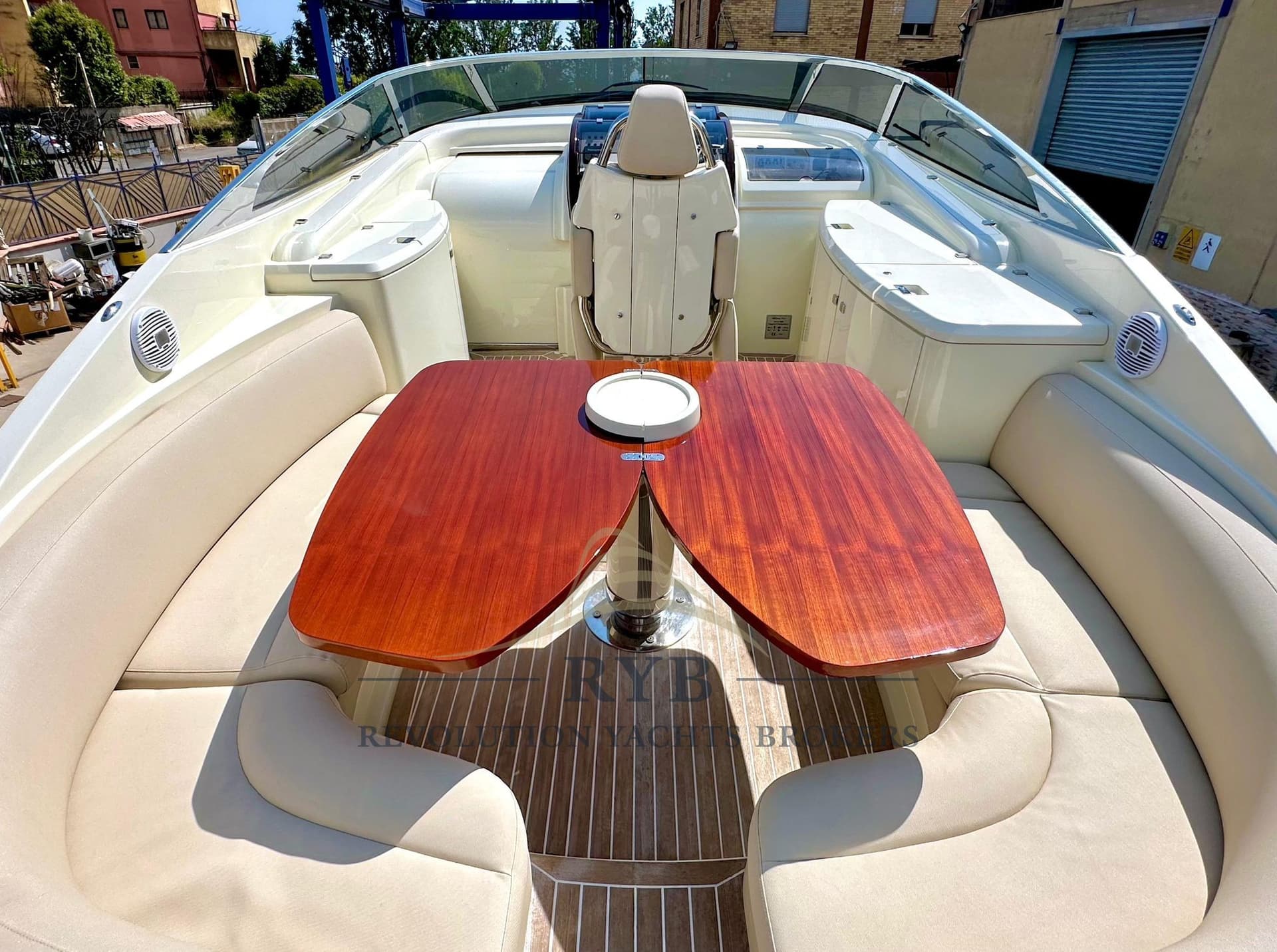 Riva 44 RIVARAMA usato - foto hero 6