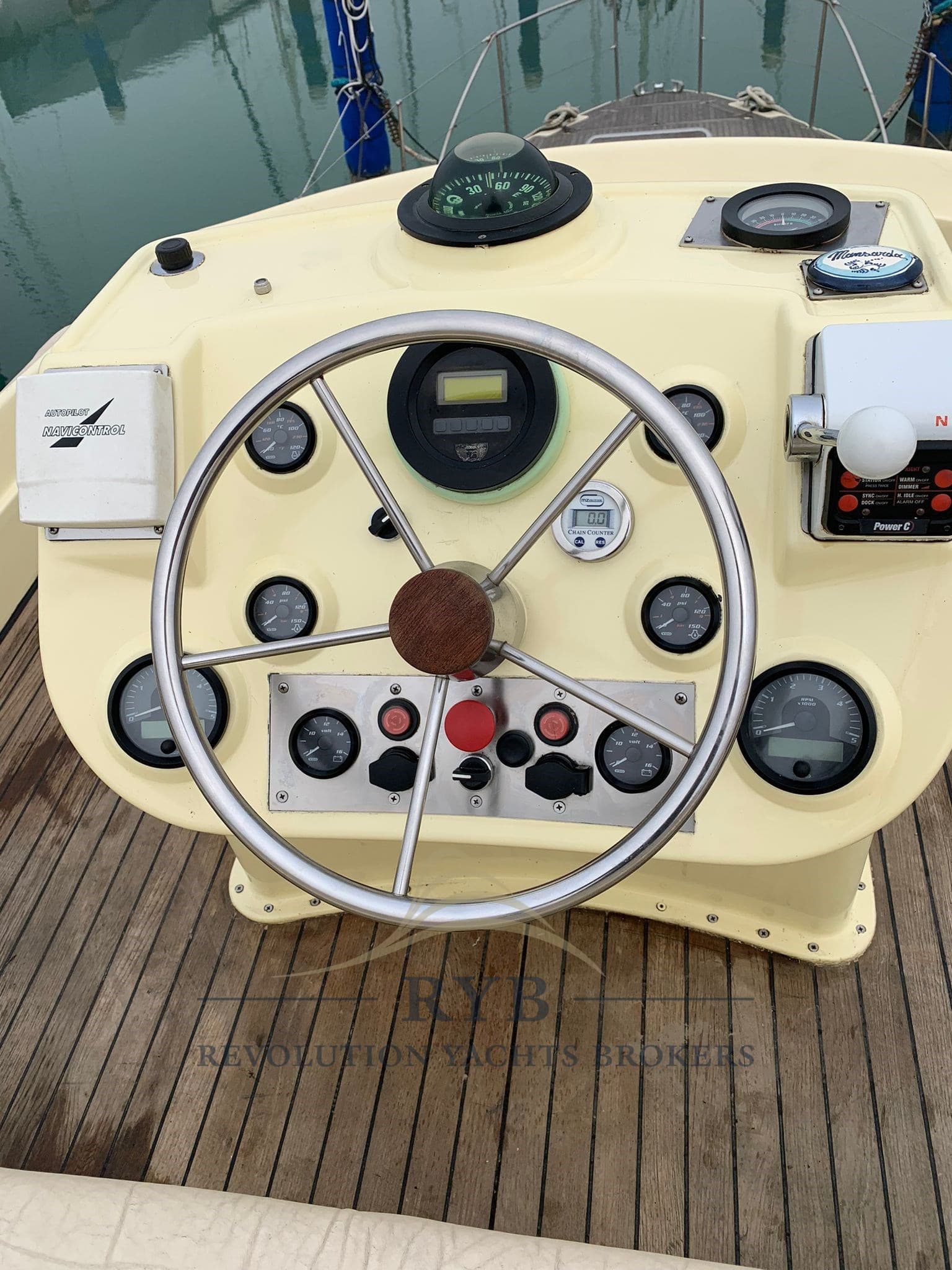 Alfamarine Bronte 40 used - hero image 14
