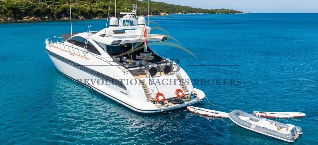 Overmarine Mangusta 80 Ht used - detail 2