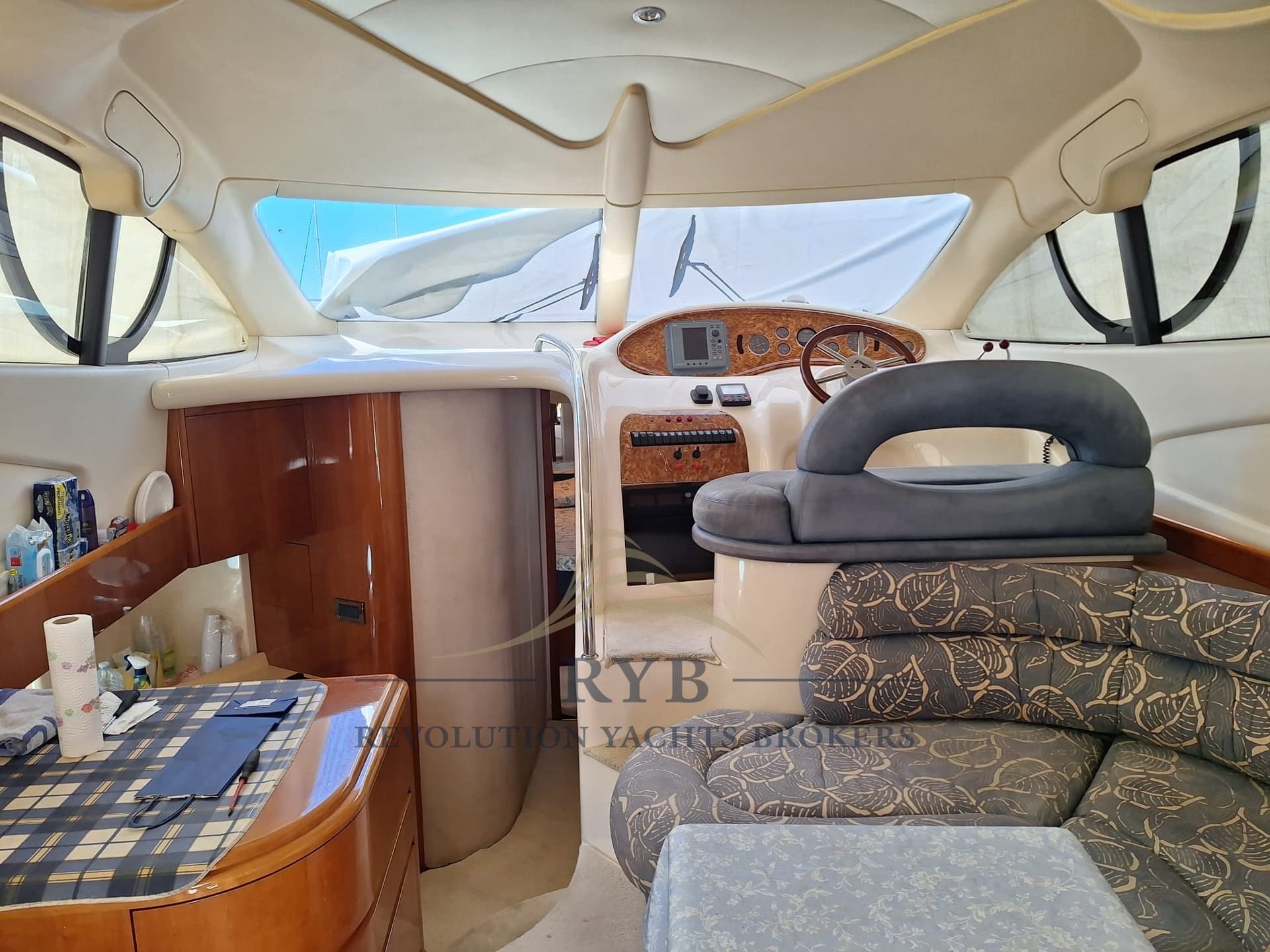Azimut 39 usato - foto hero 6