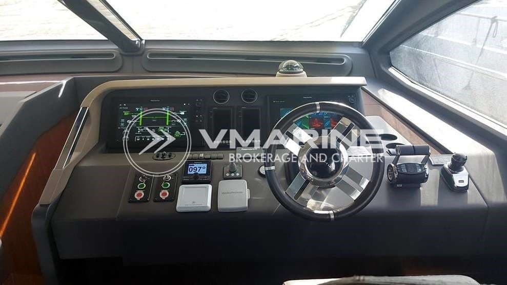 Azimut 72 Flybridge usato - foto hero 11